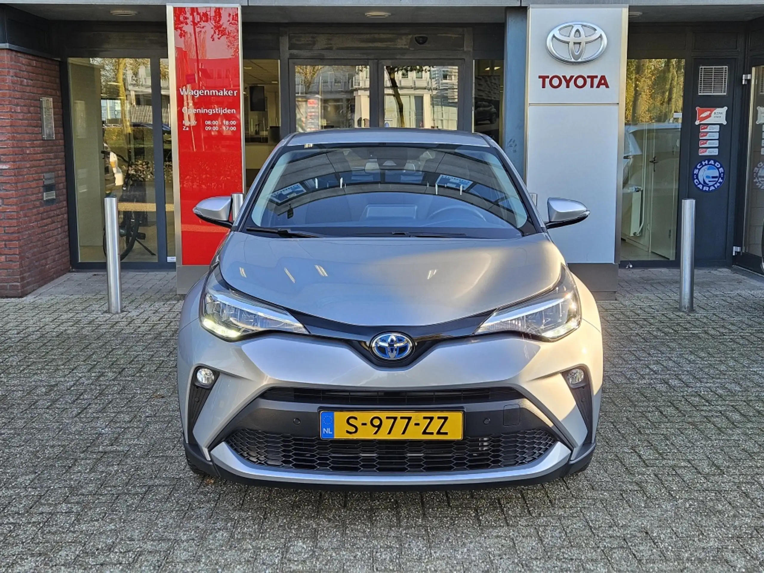 Toyota - C-HR