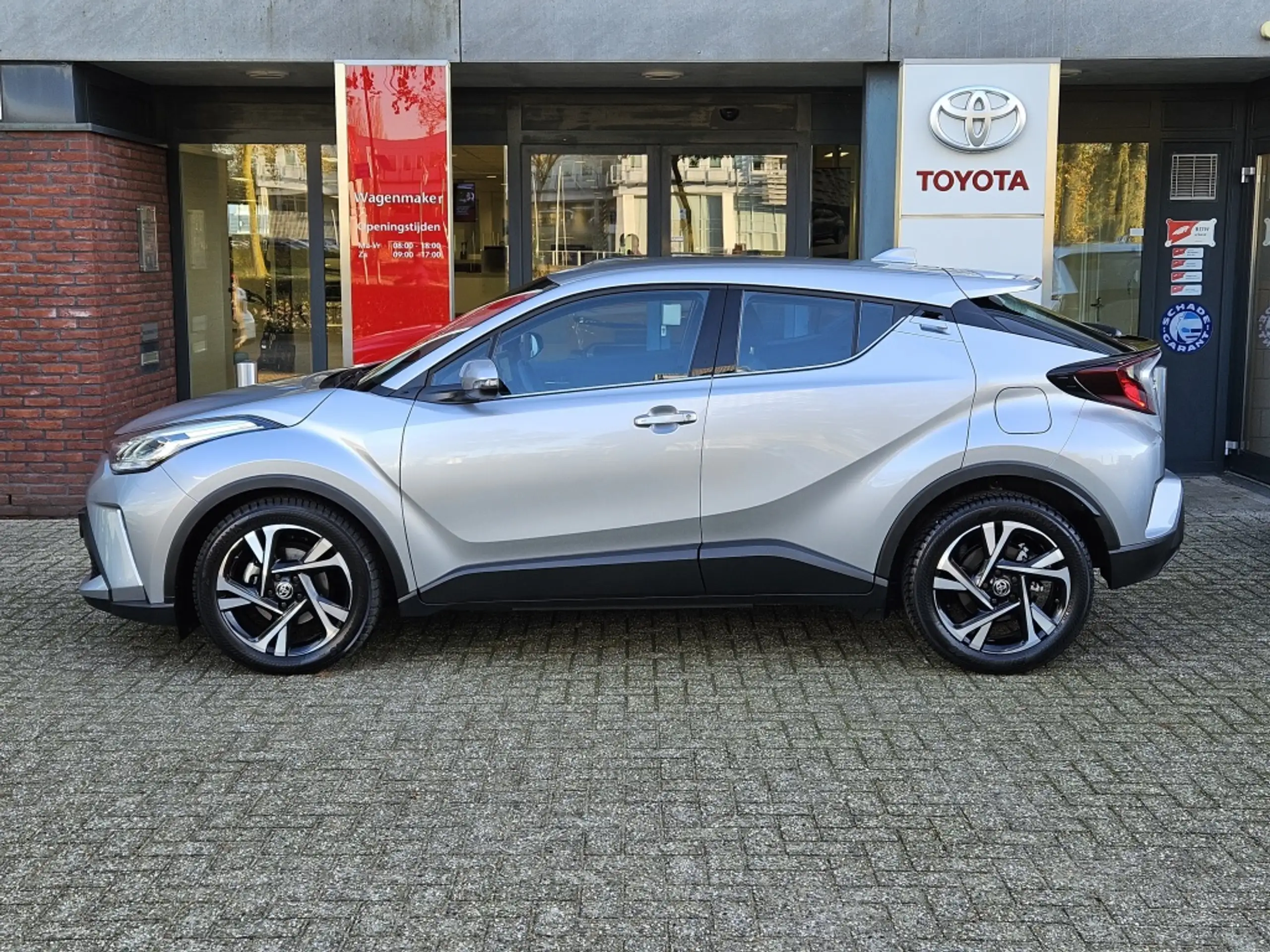 Toyota - C-HR