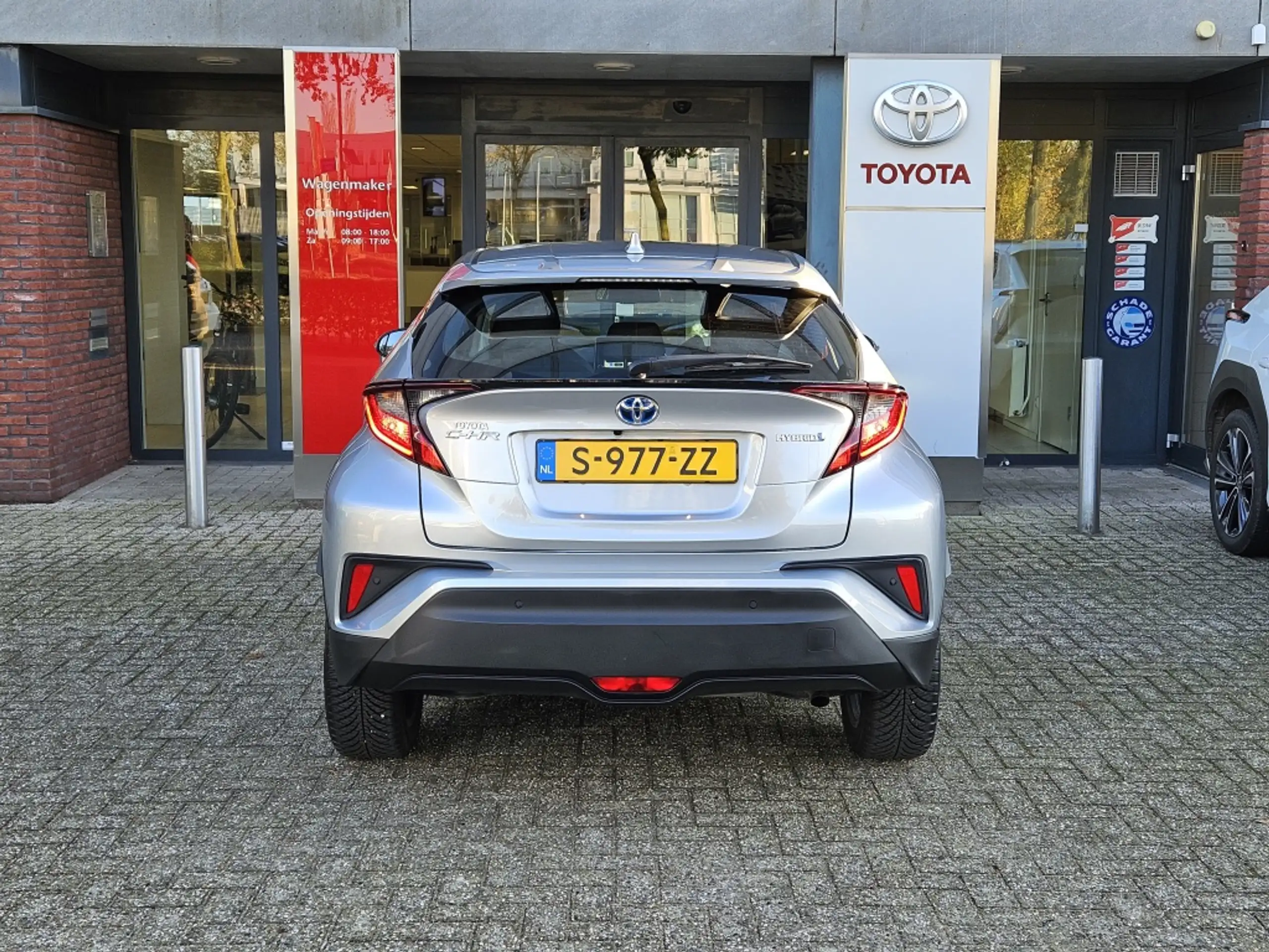 Toyota - C-HR