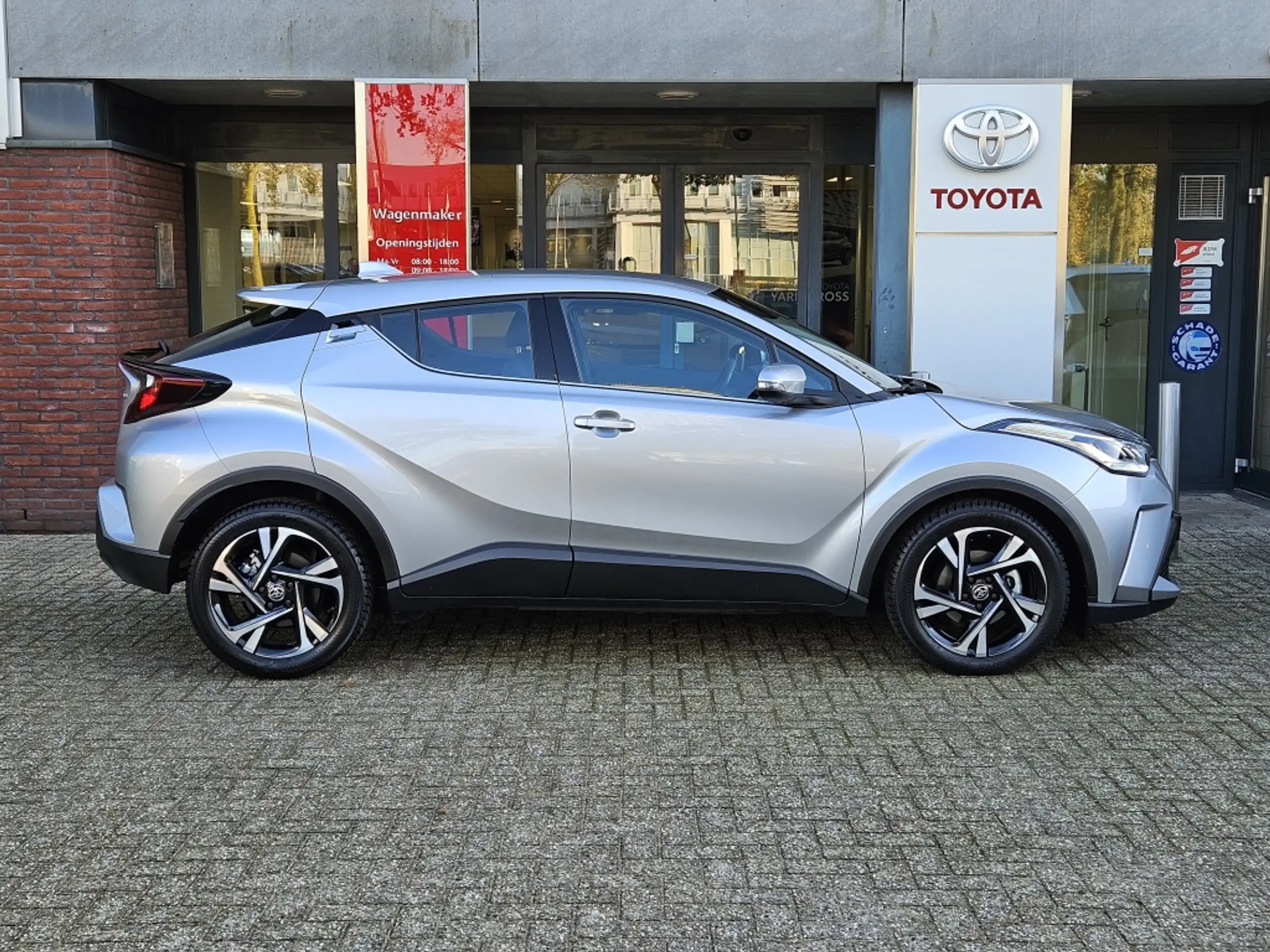 Toyota - C-HR