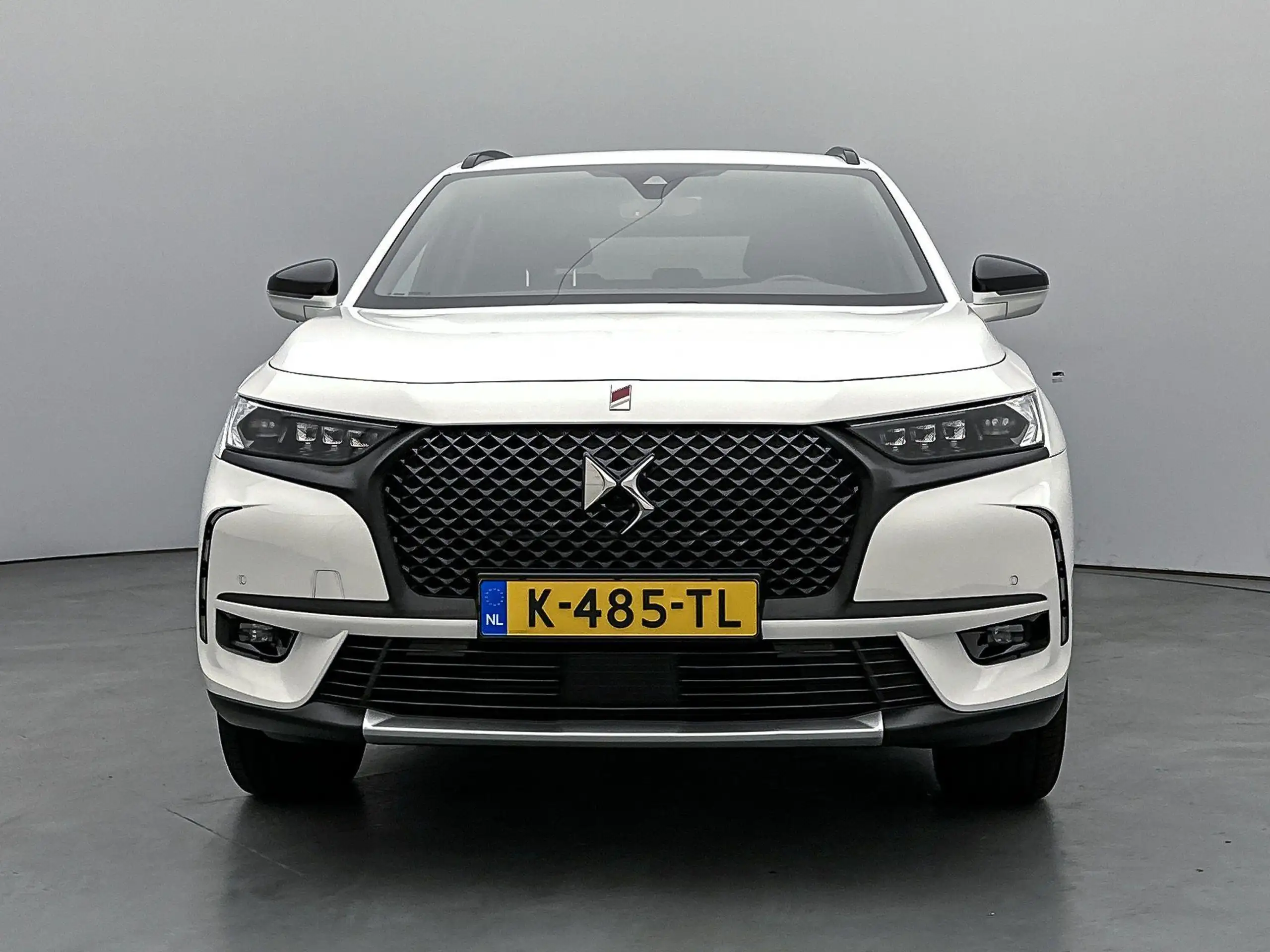 DS Automobiles - DS 7 Crossback