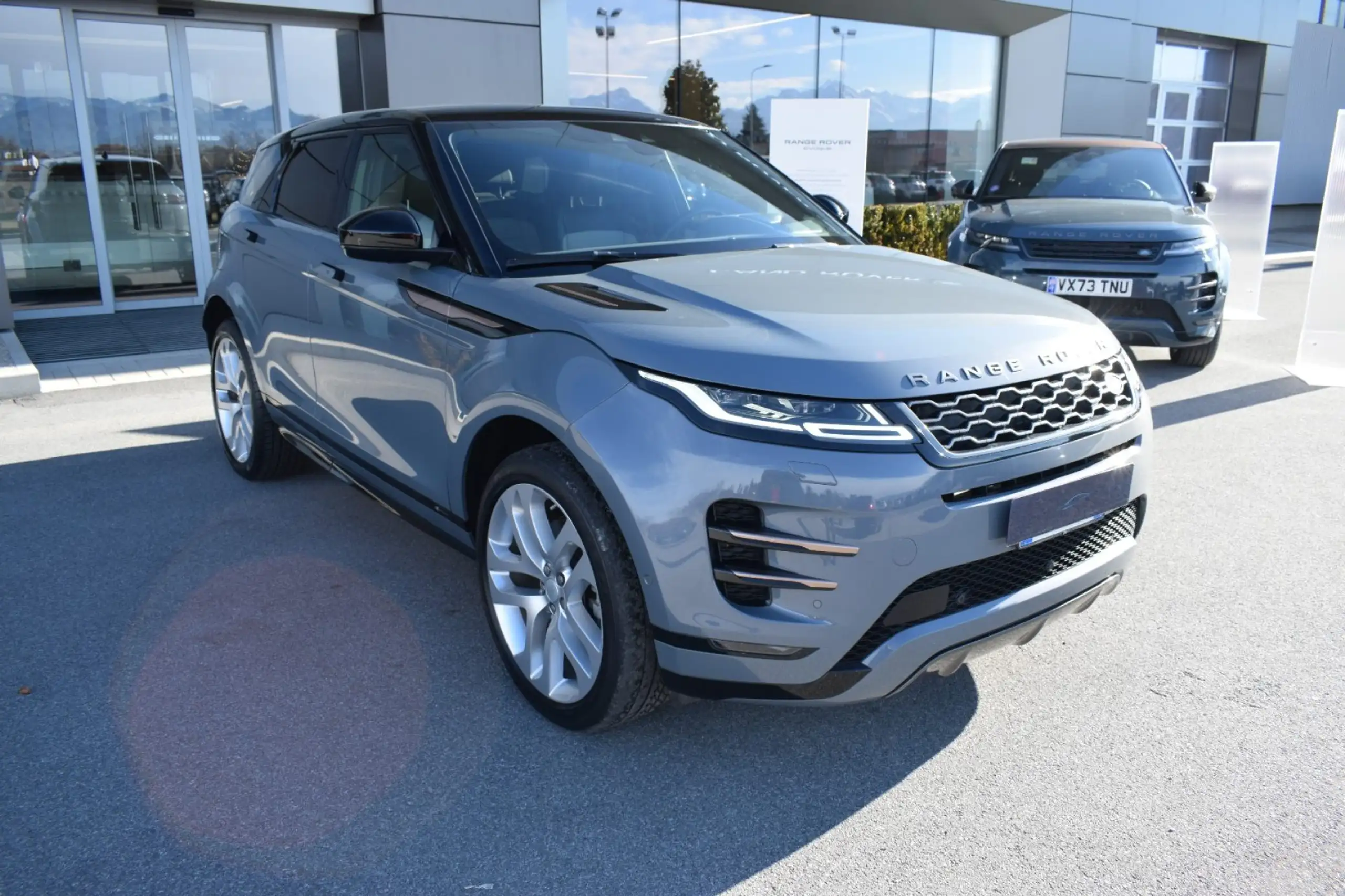 Land Rover - Range Rover Evoque