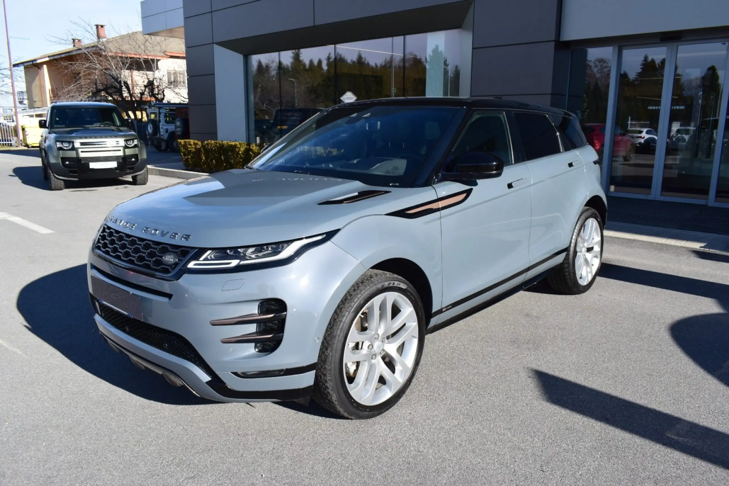 Land Rover - Range Rover Evoque