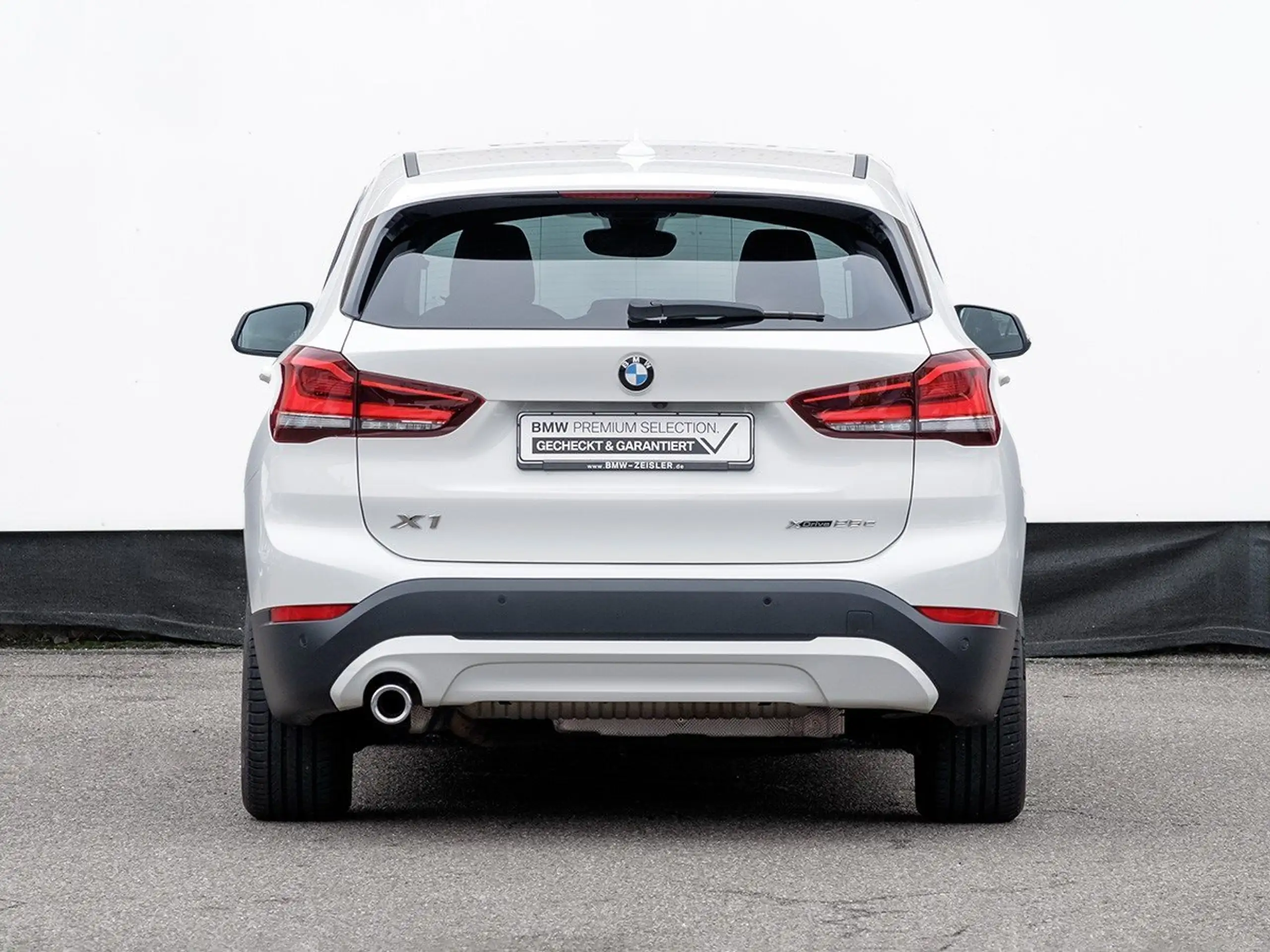 BMW - X1