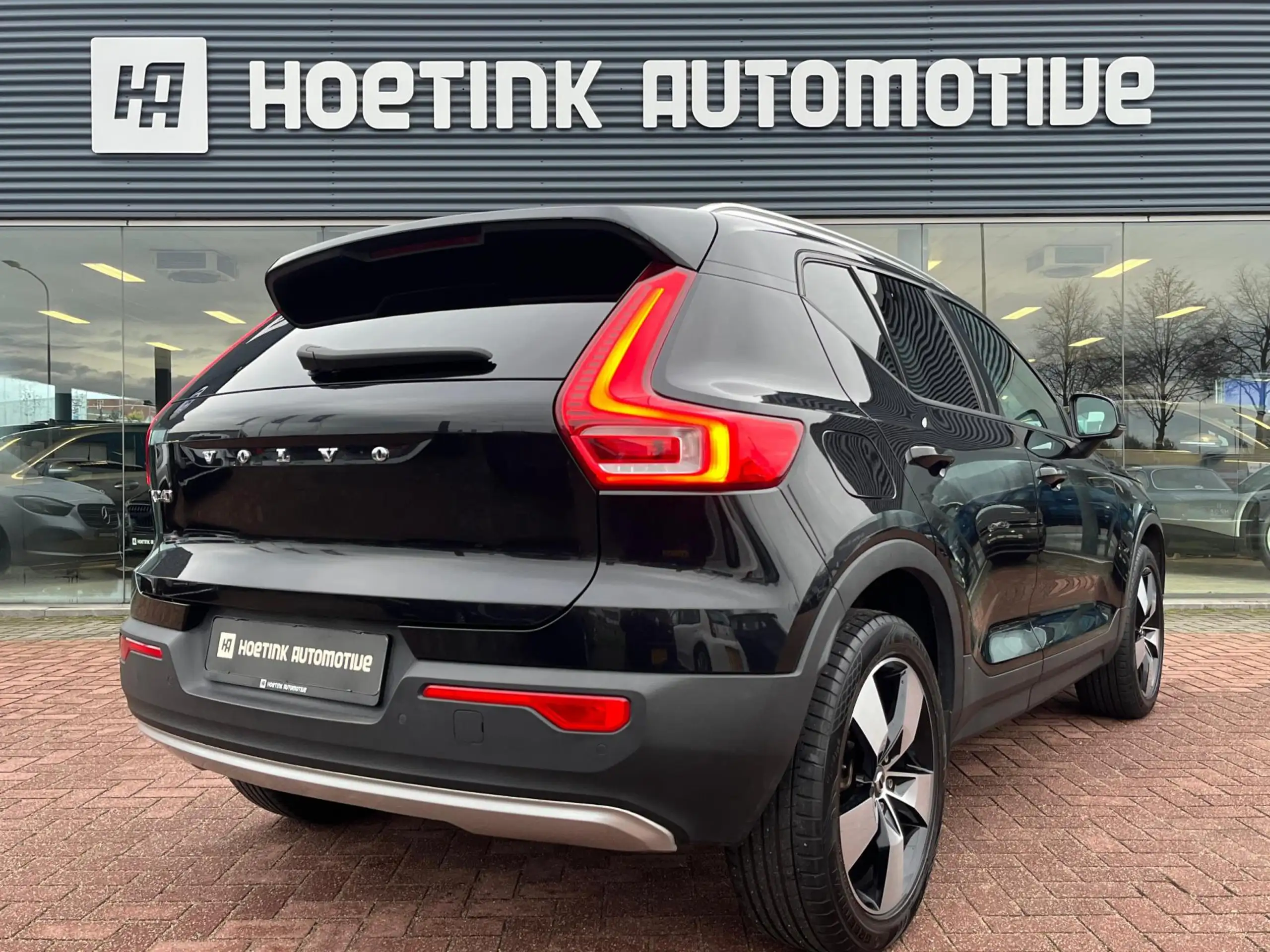 Volvo - XC40