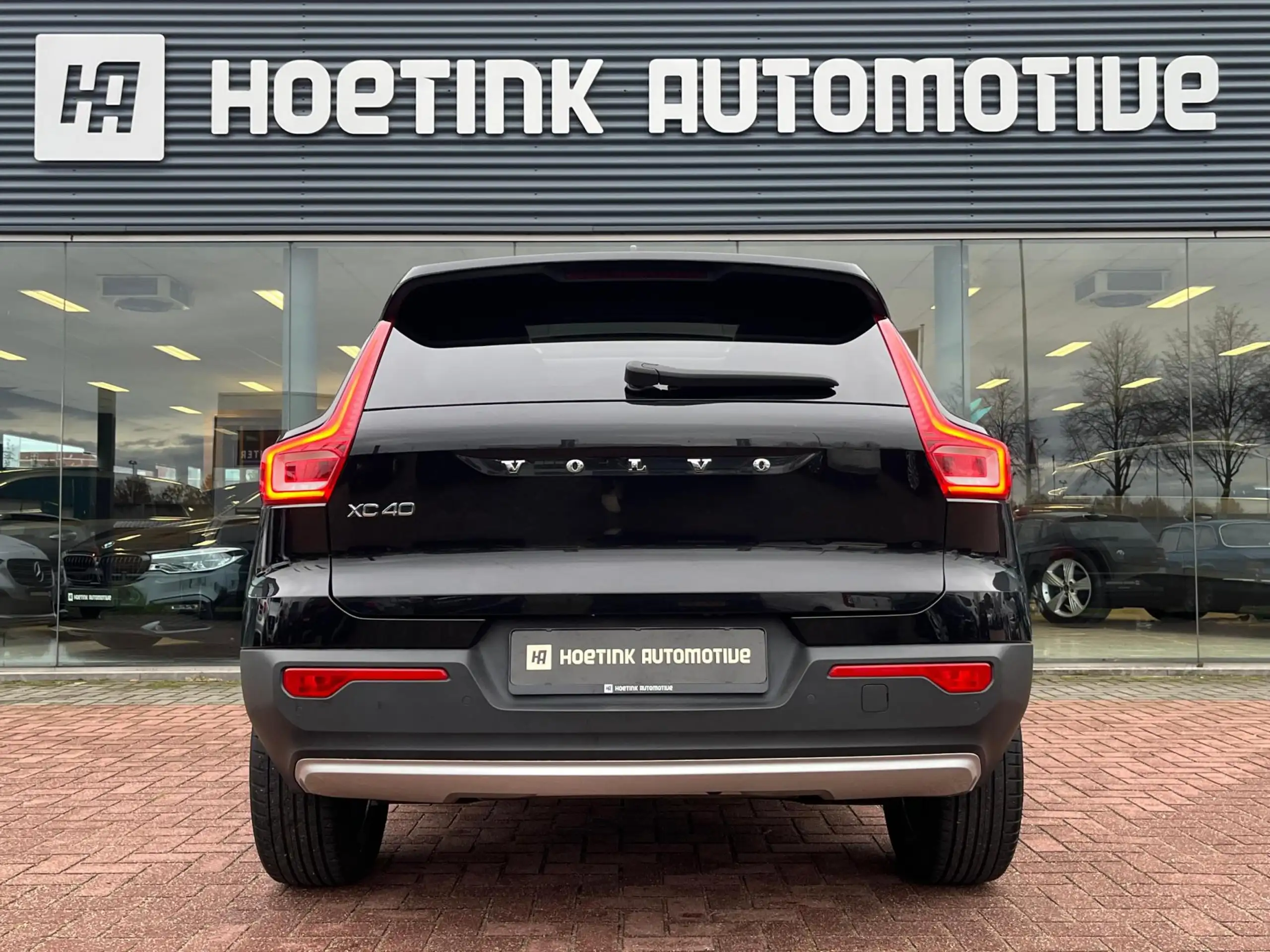 Volvo - XC40