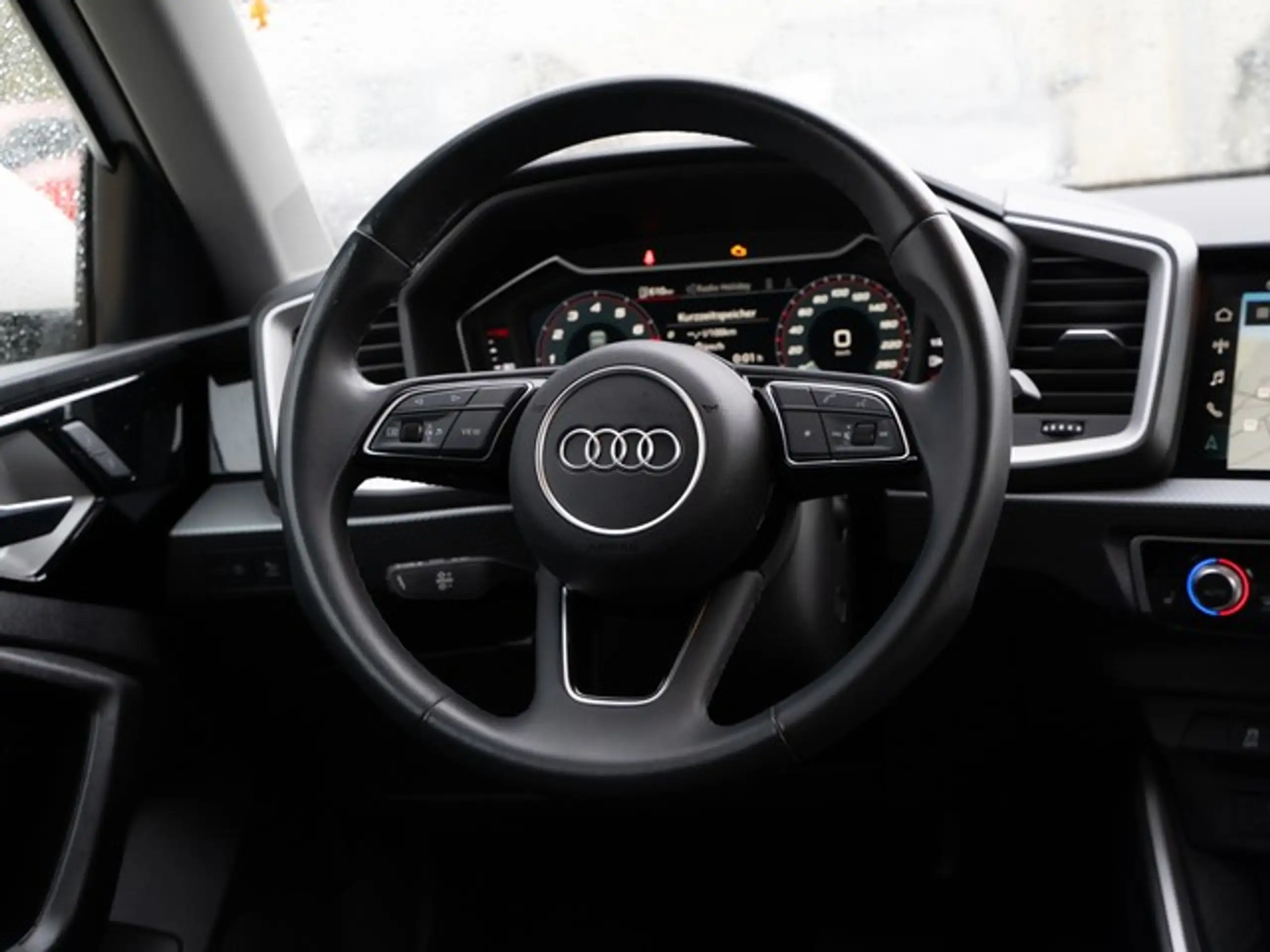 Audi - A1