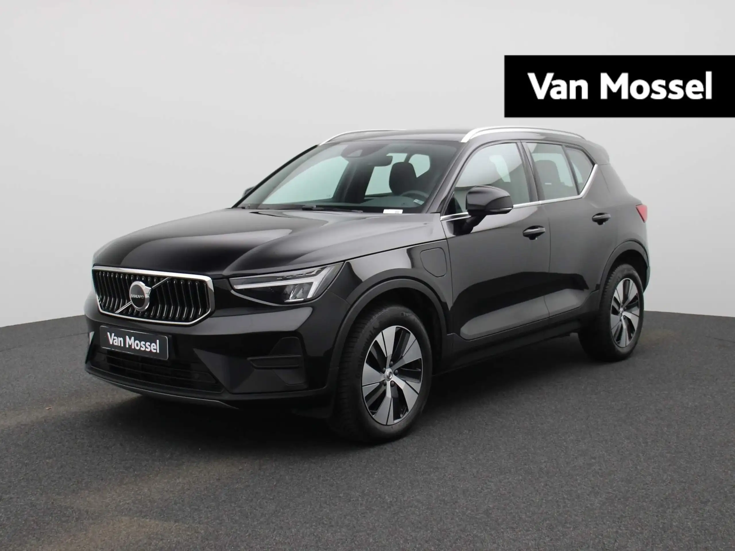 Volvo - XC40