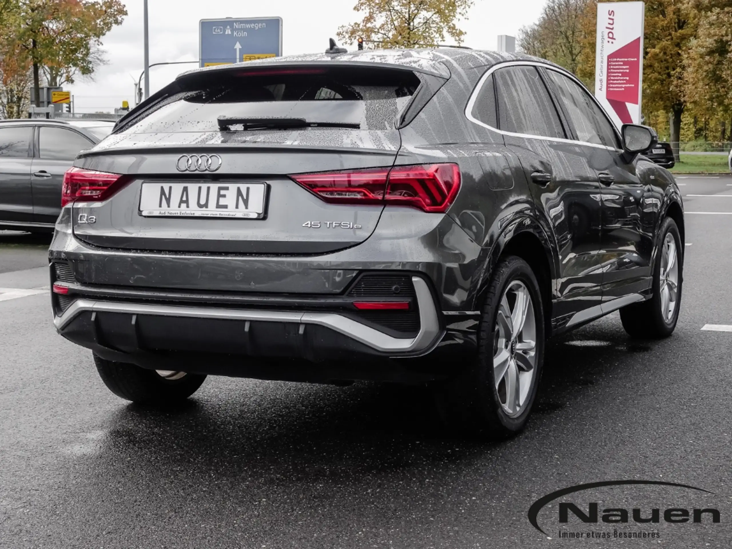 Audi - Q3