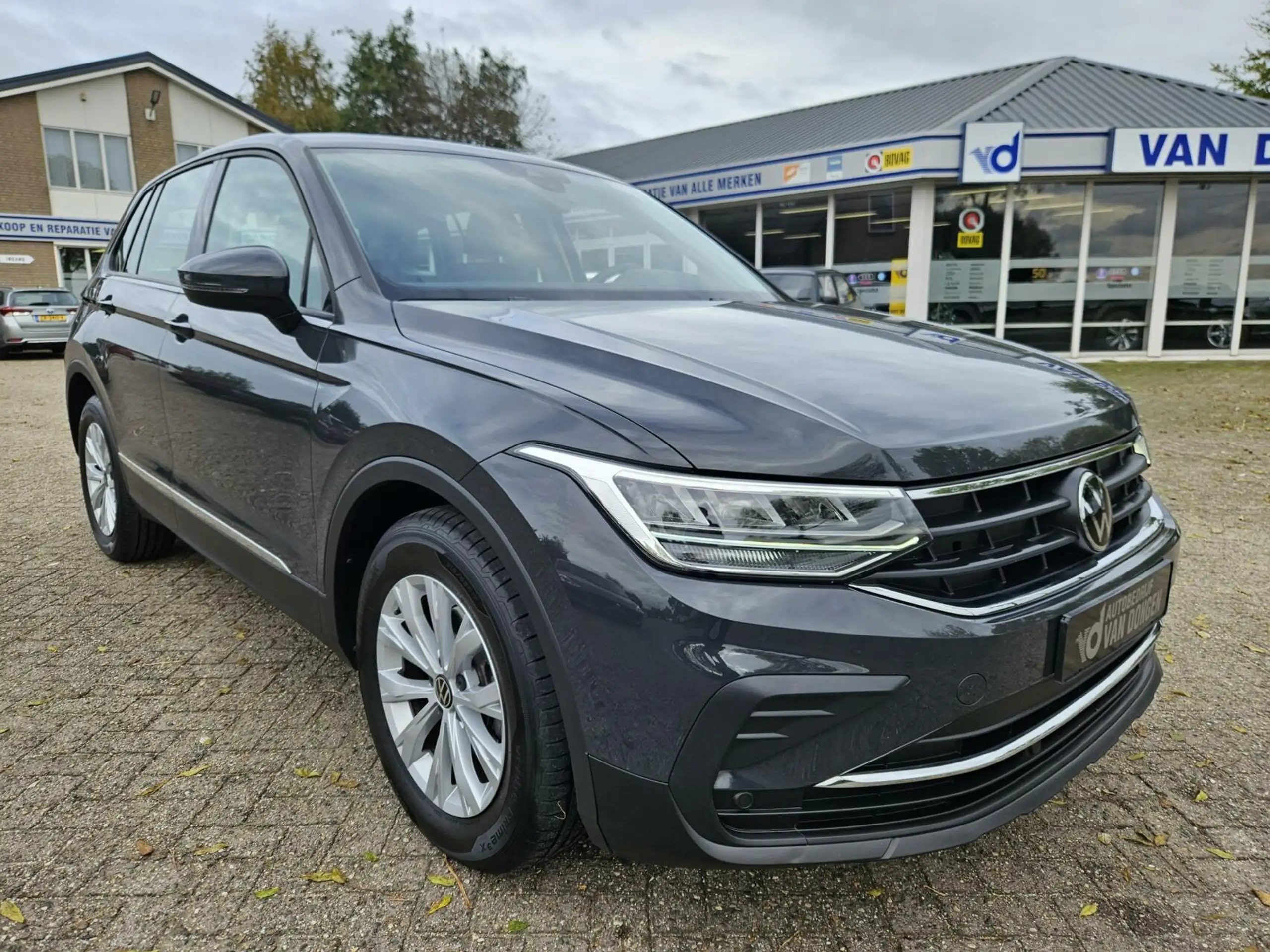 Volkswagen - Tiguan