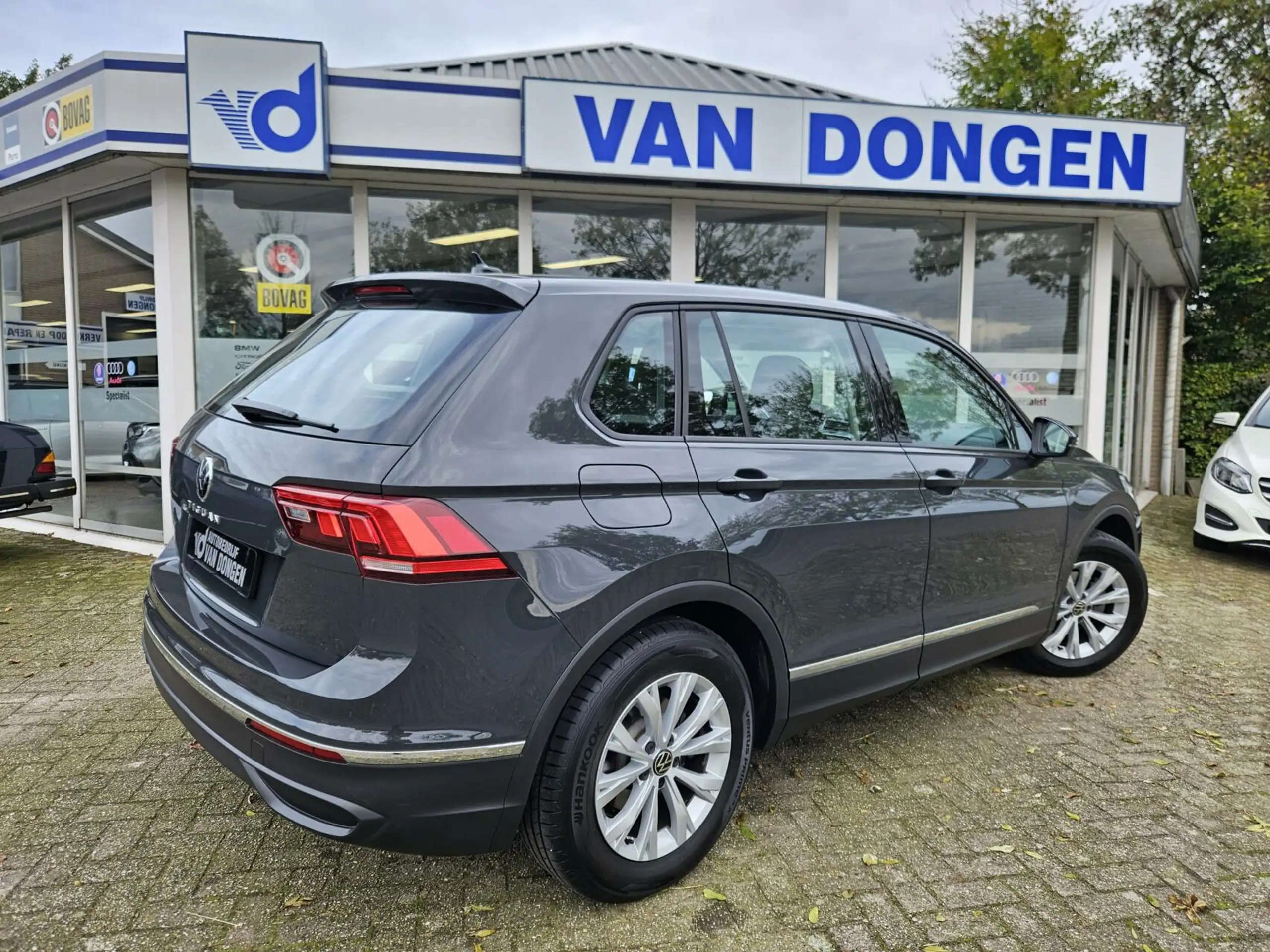 Volkswagen - Tiguan