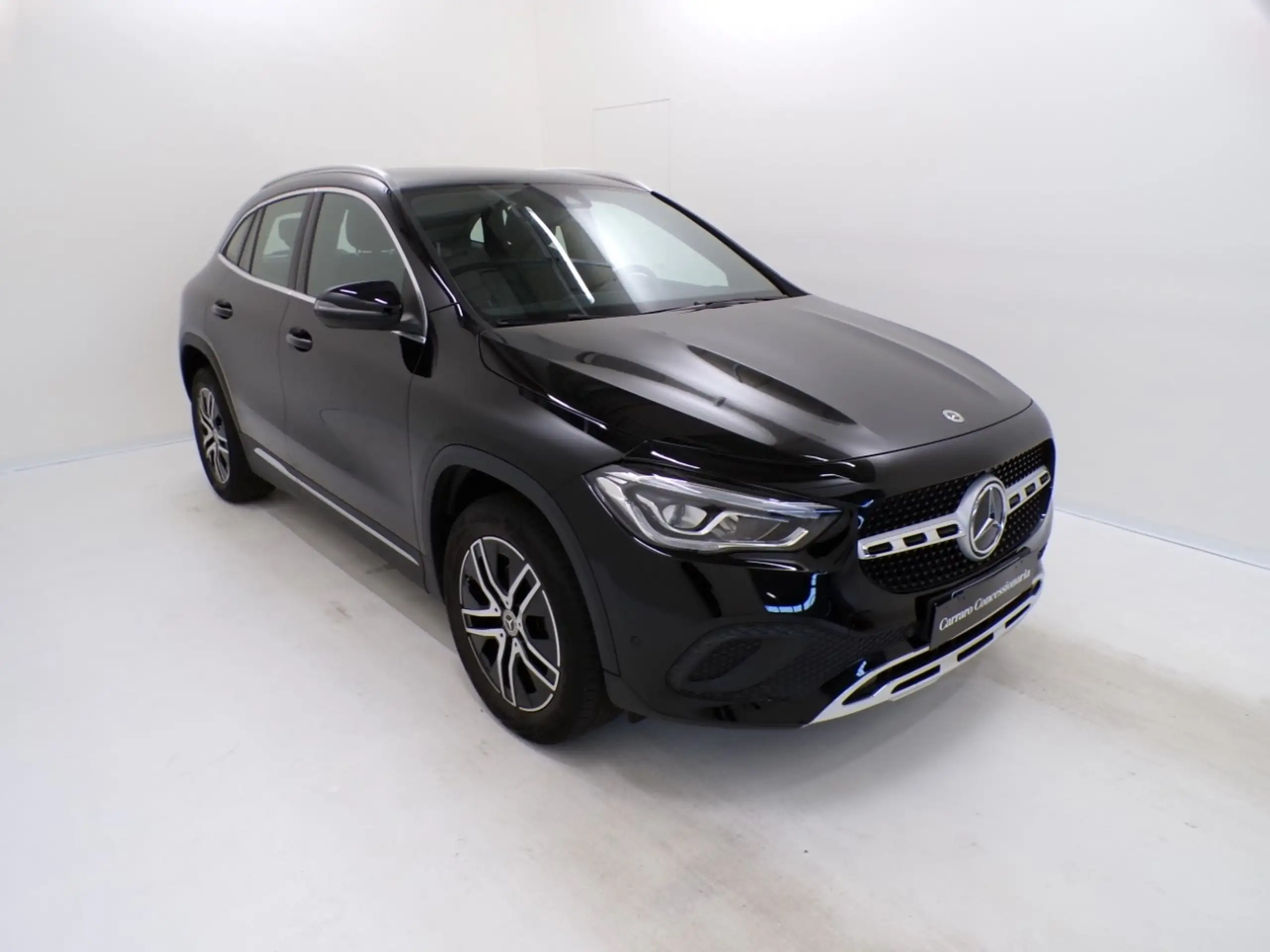 Mercedes-Benz - GLA 200