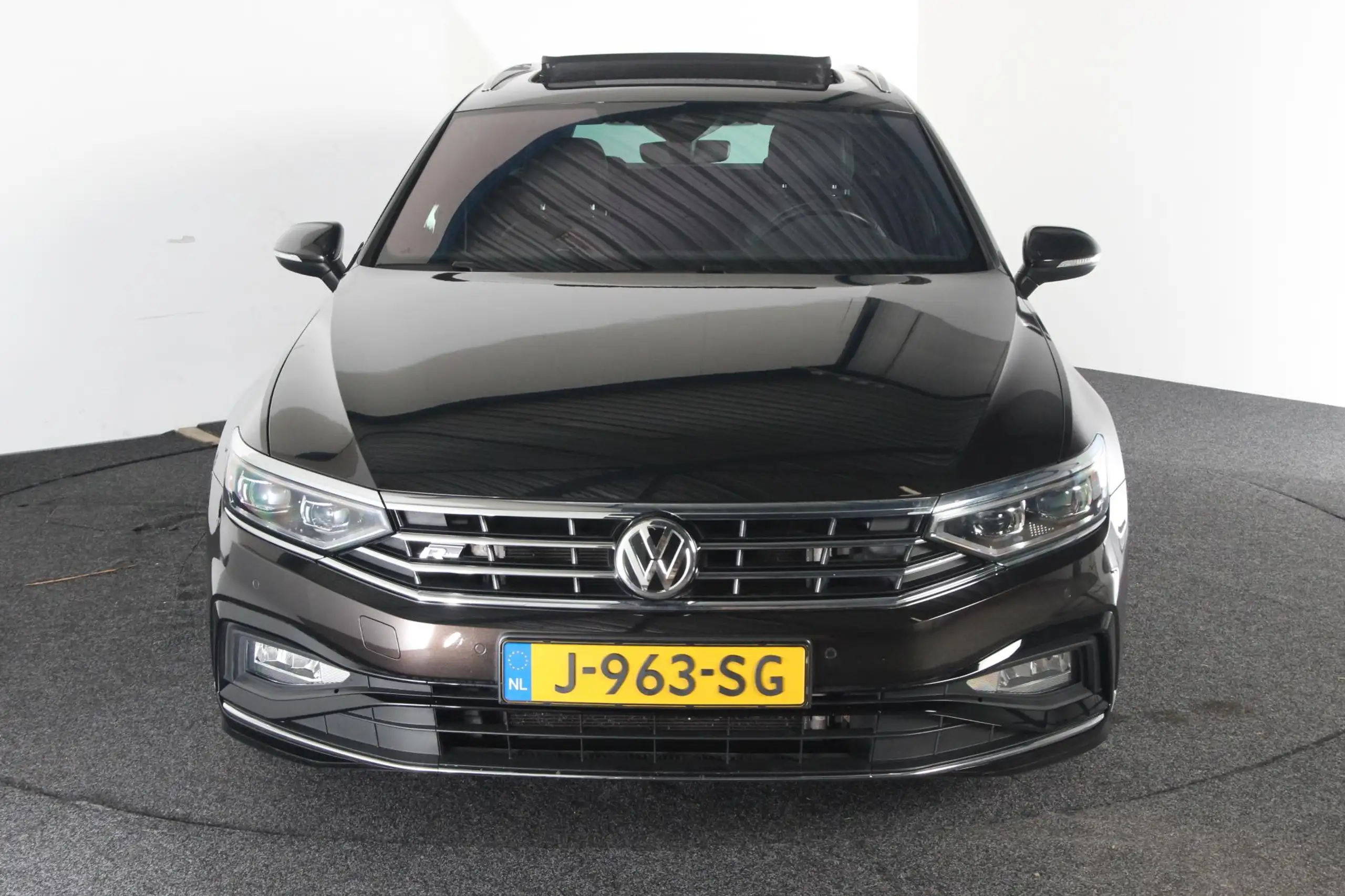 Volkswagen - Passat Variant