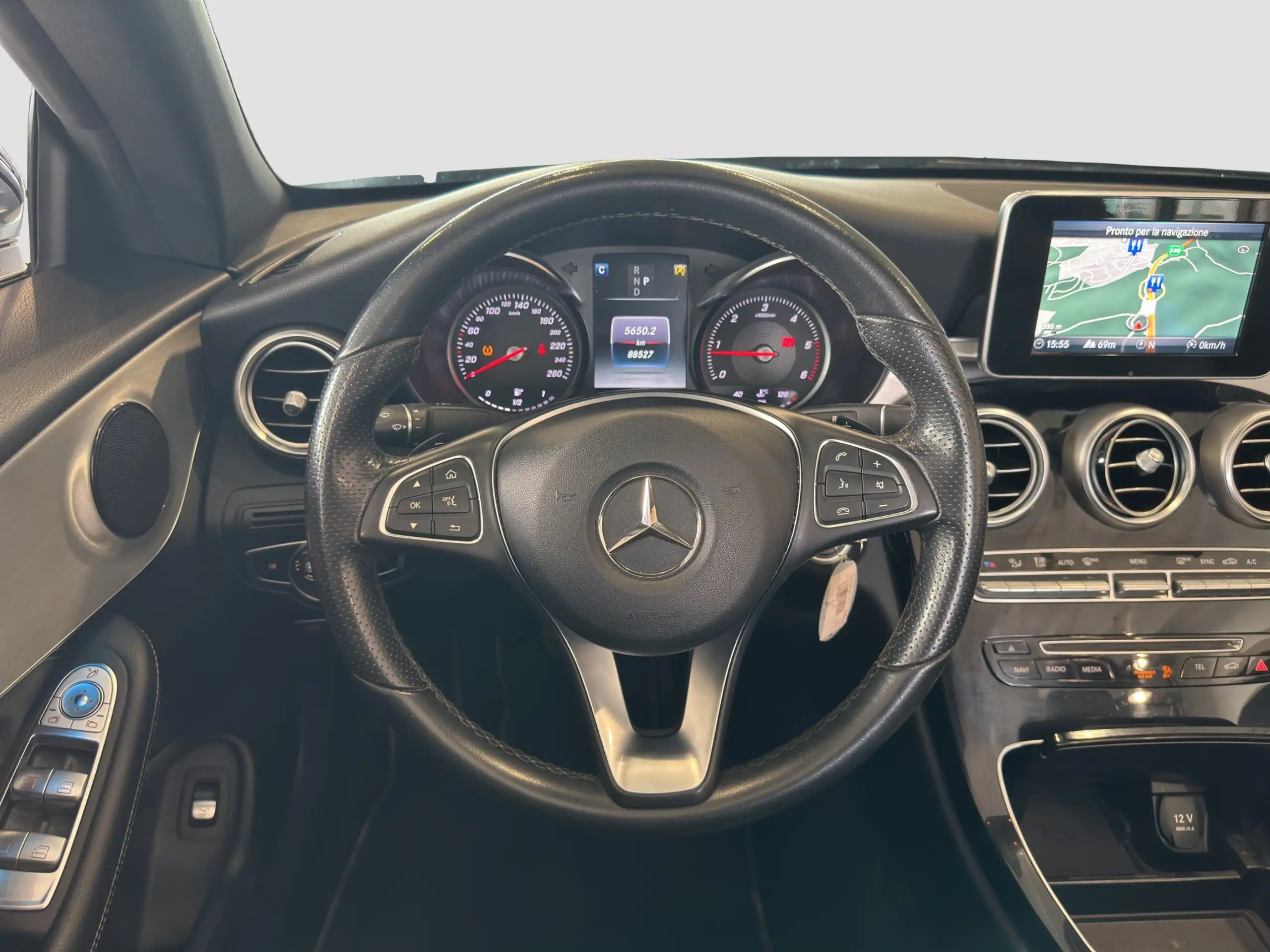 Mercedes-Benz - C 220