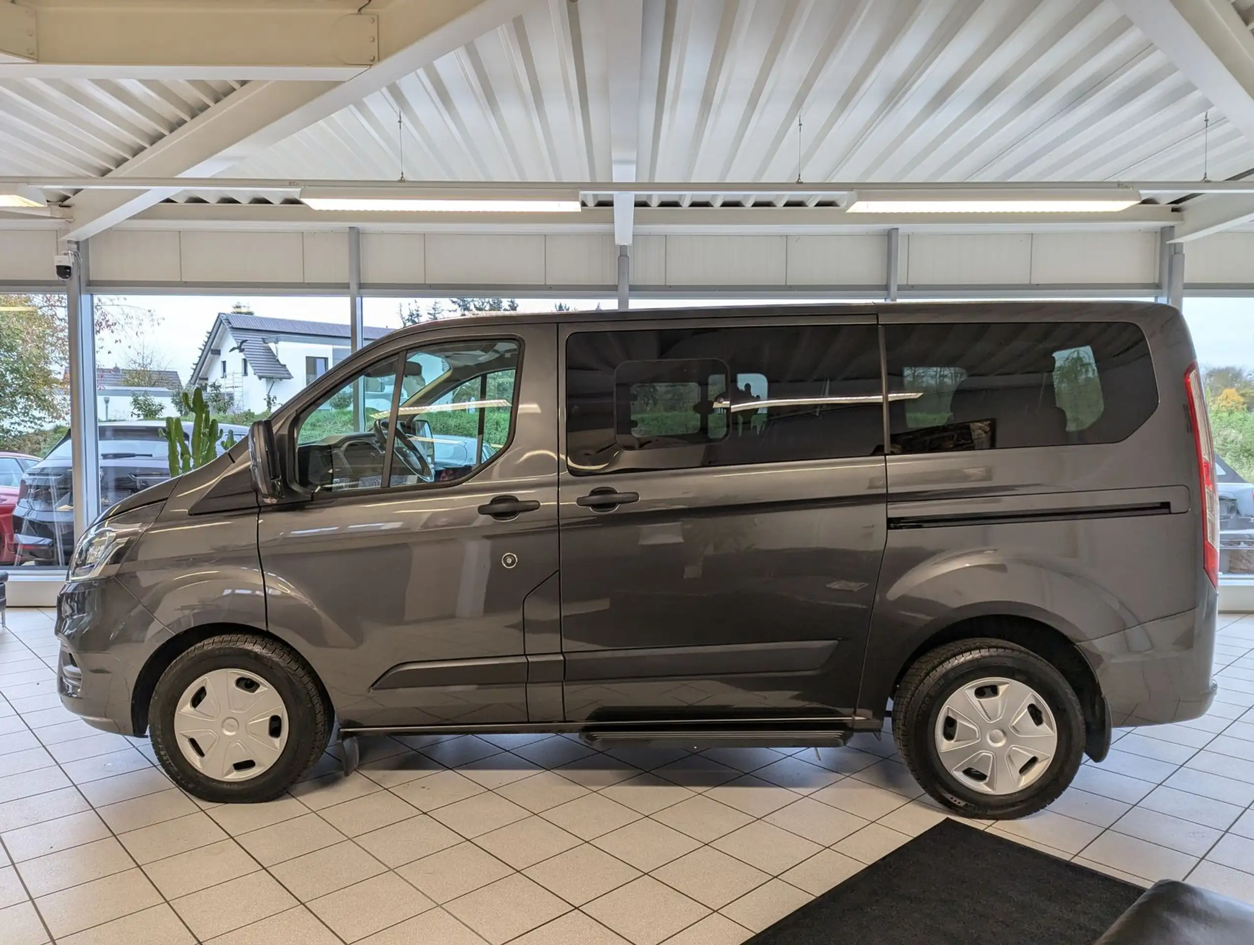 Ford - Transit Custom