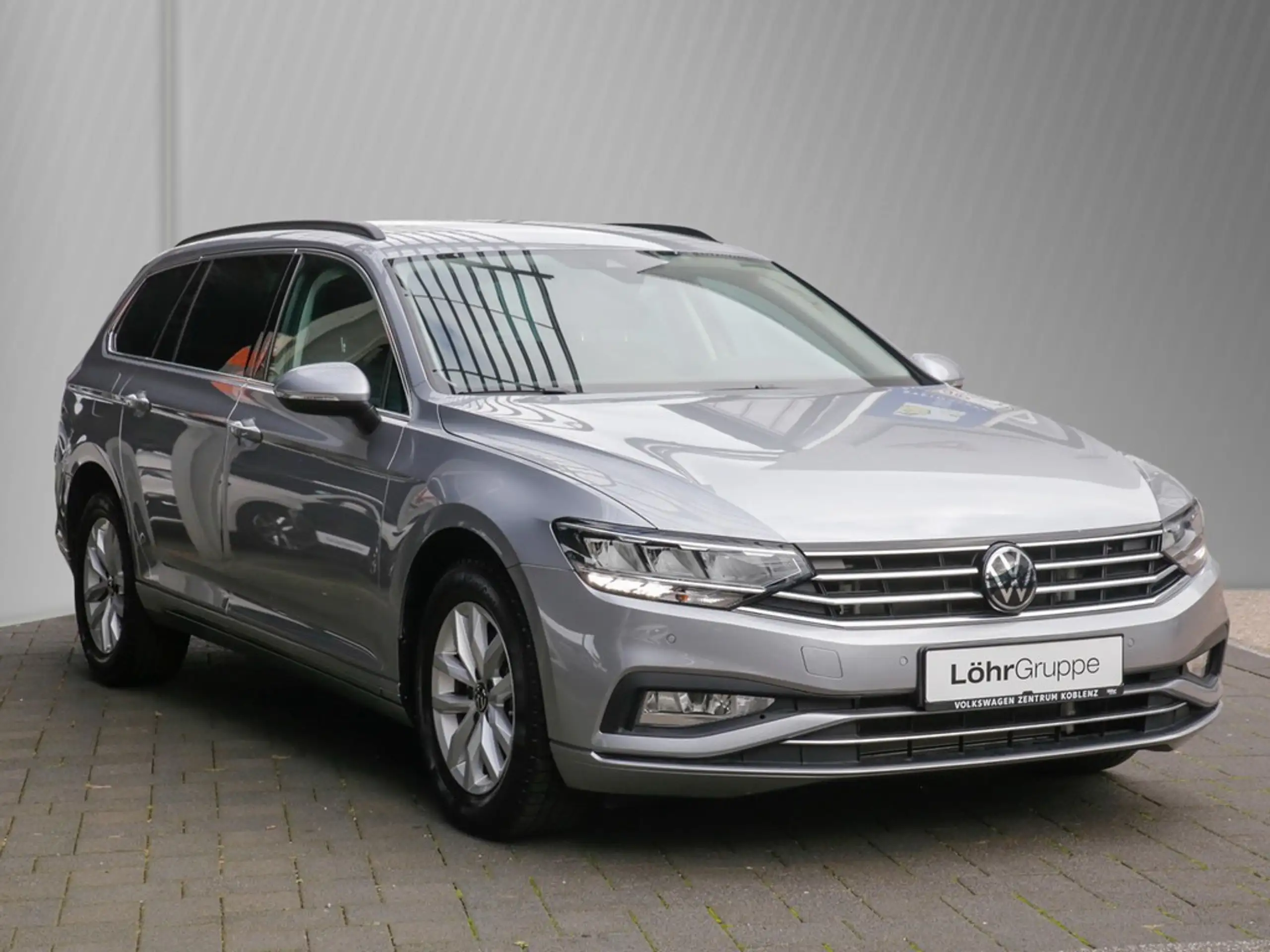 Volkswagen - Passat Variant