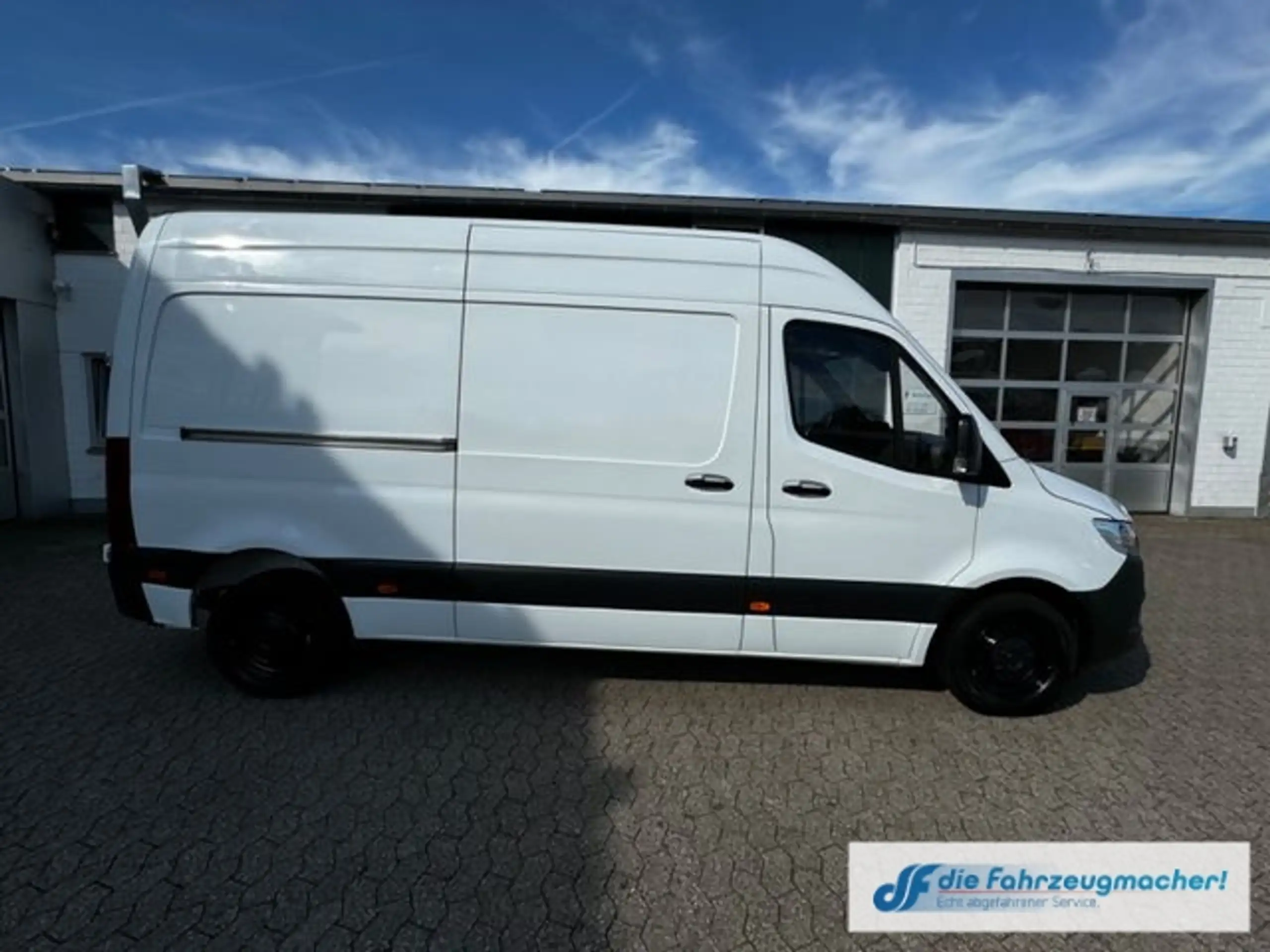 Mercedes-Benz - Sprinter