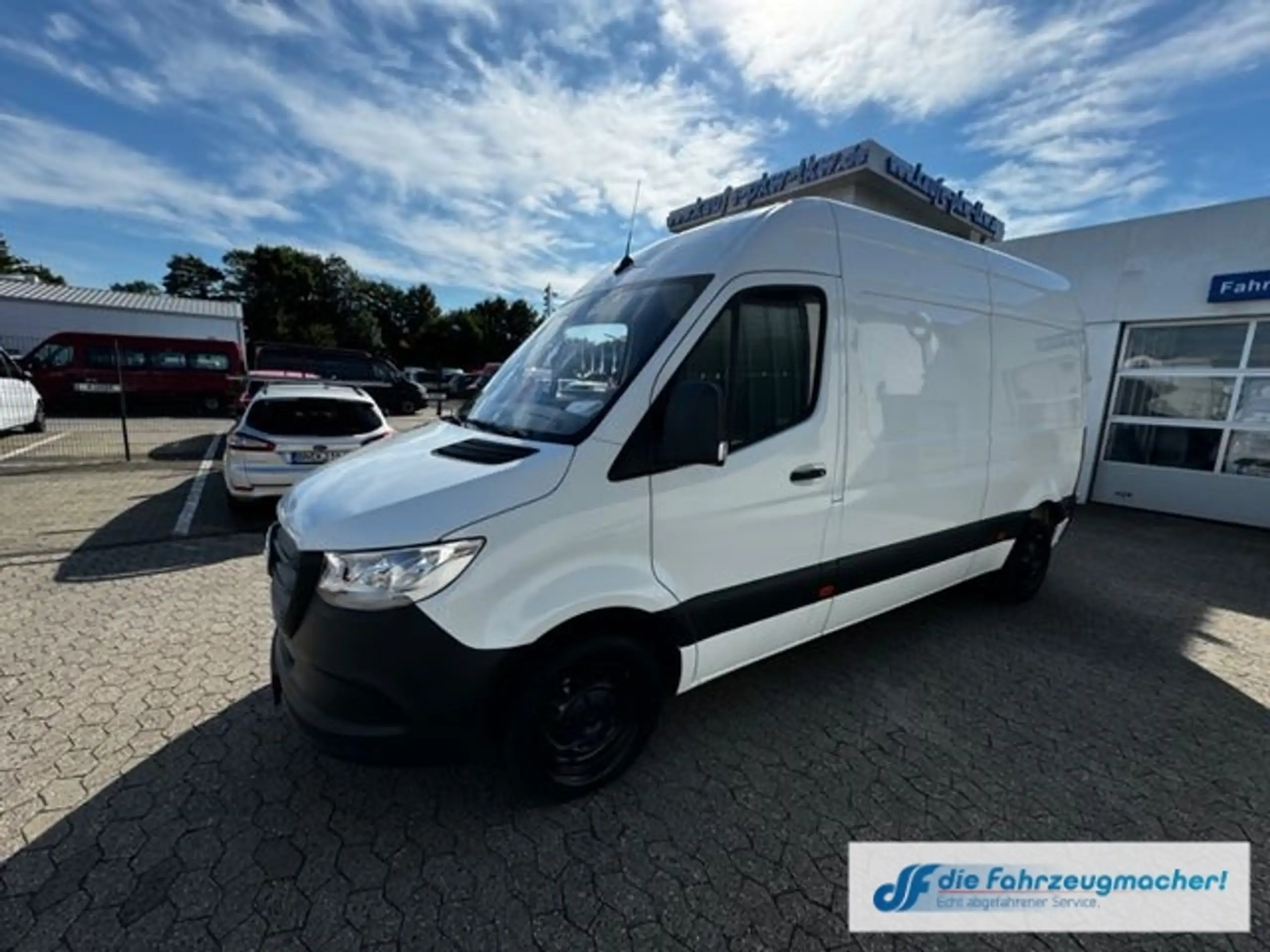 Mercedes-Benz - Sprinter