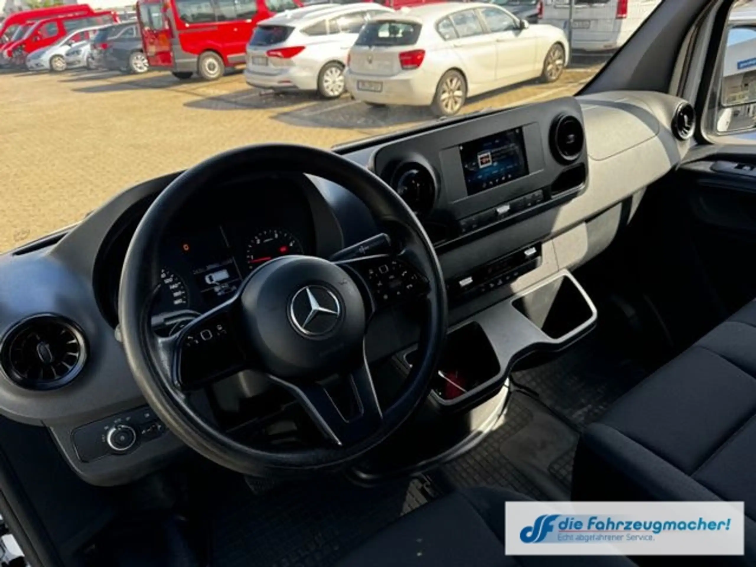 Mercedes-Benz - Sprinter