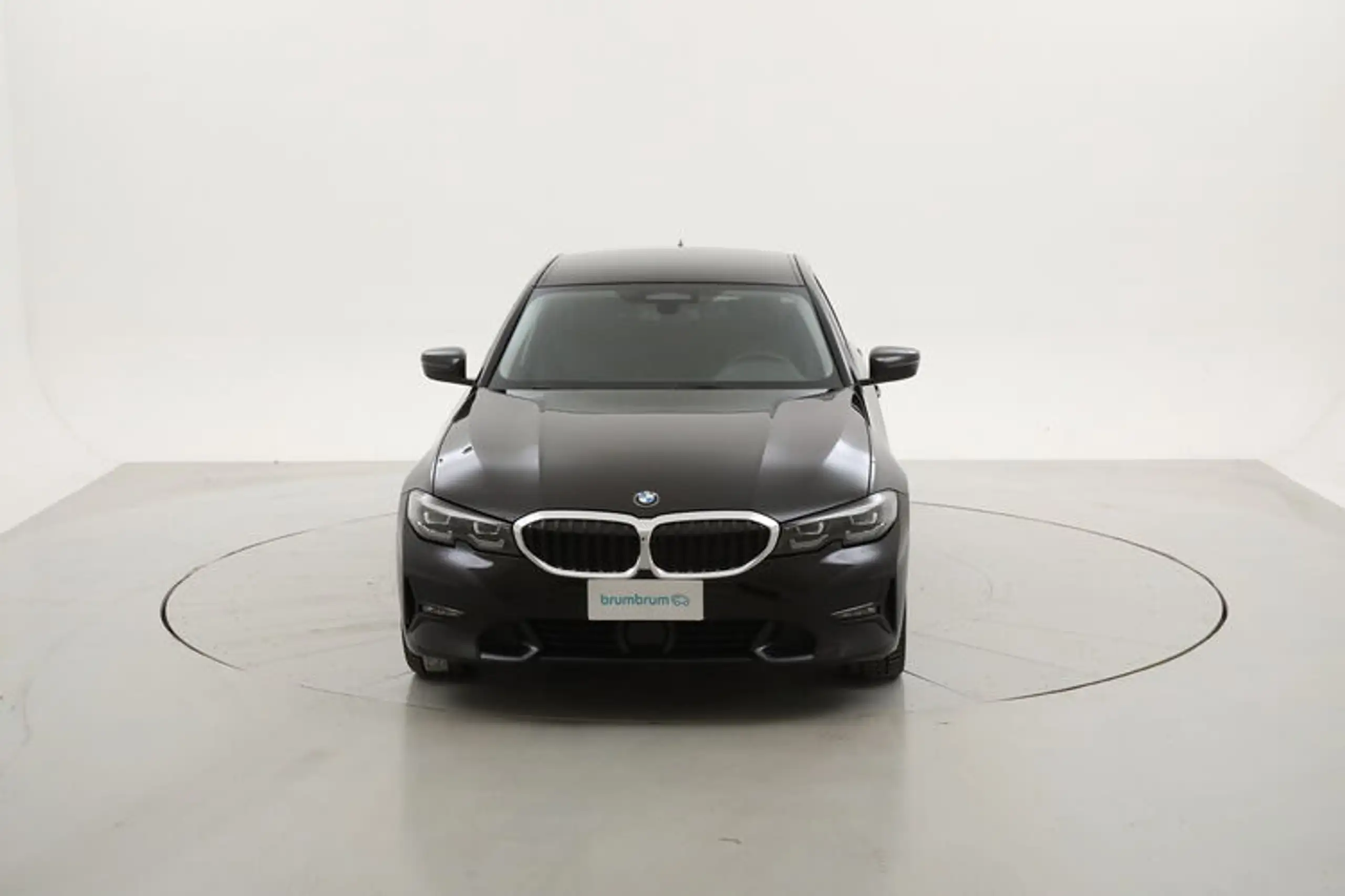 BMW - 320