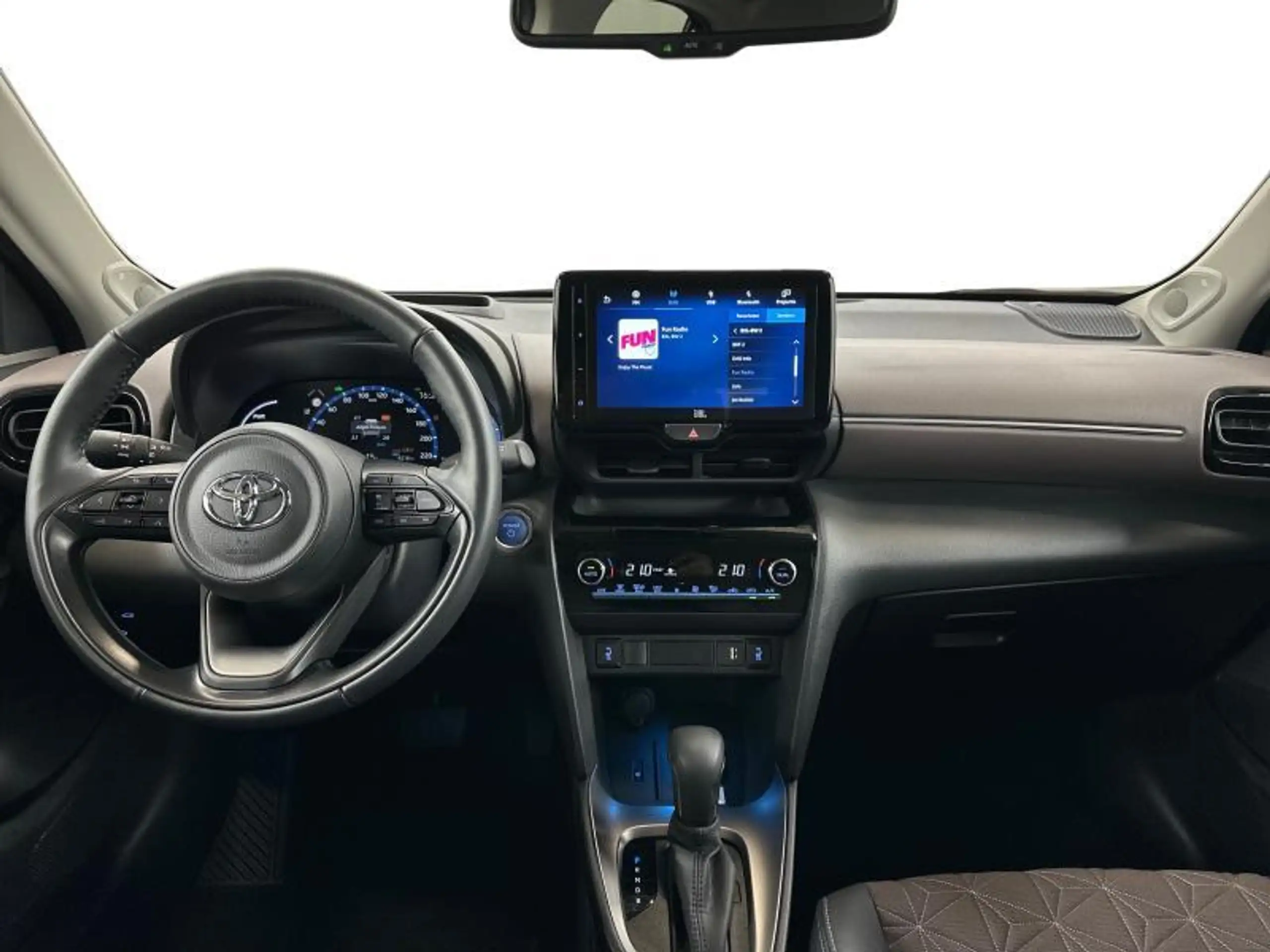 Toyota - Yaris Cross