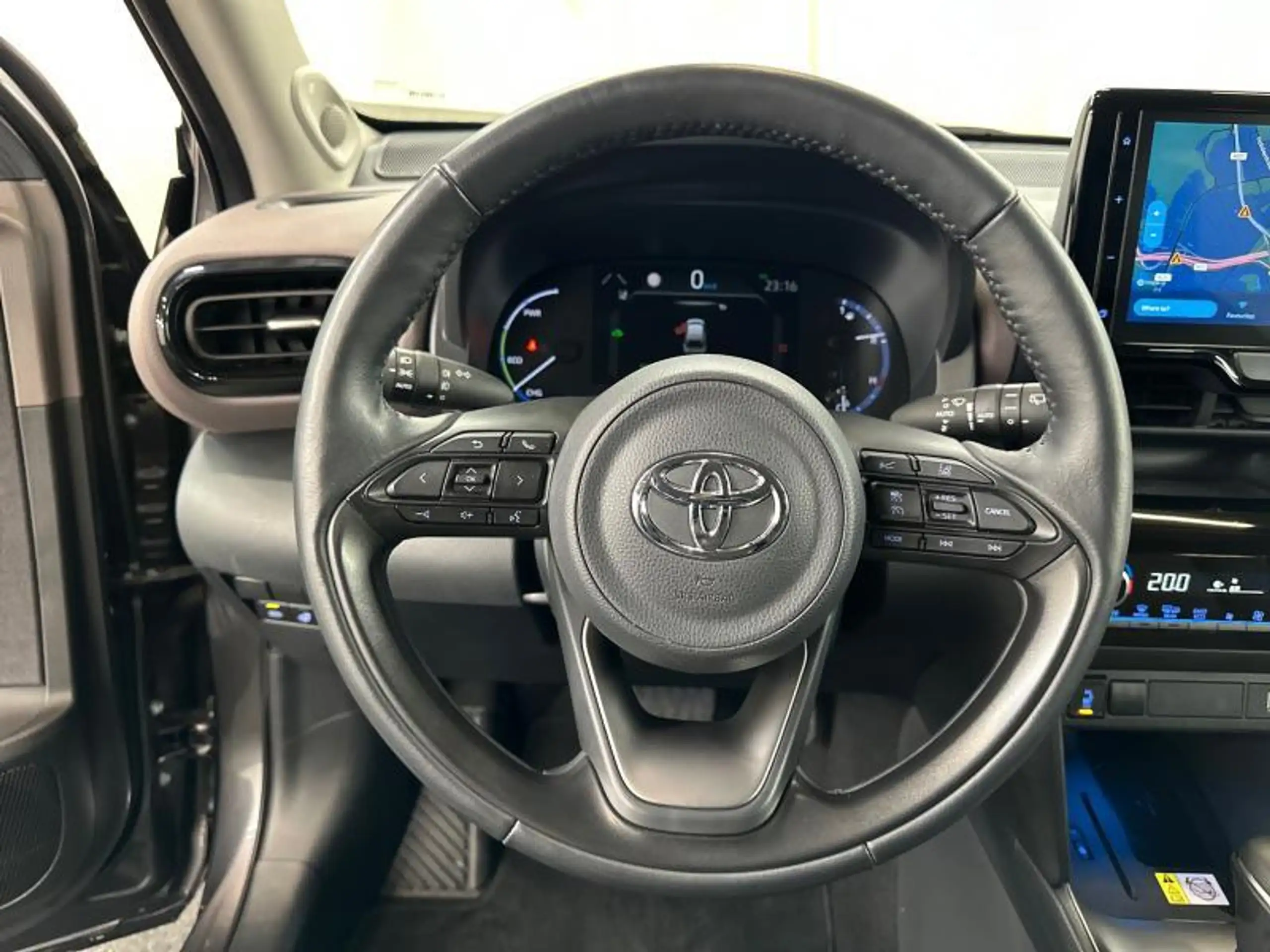 Toyota - Yaris Cross