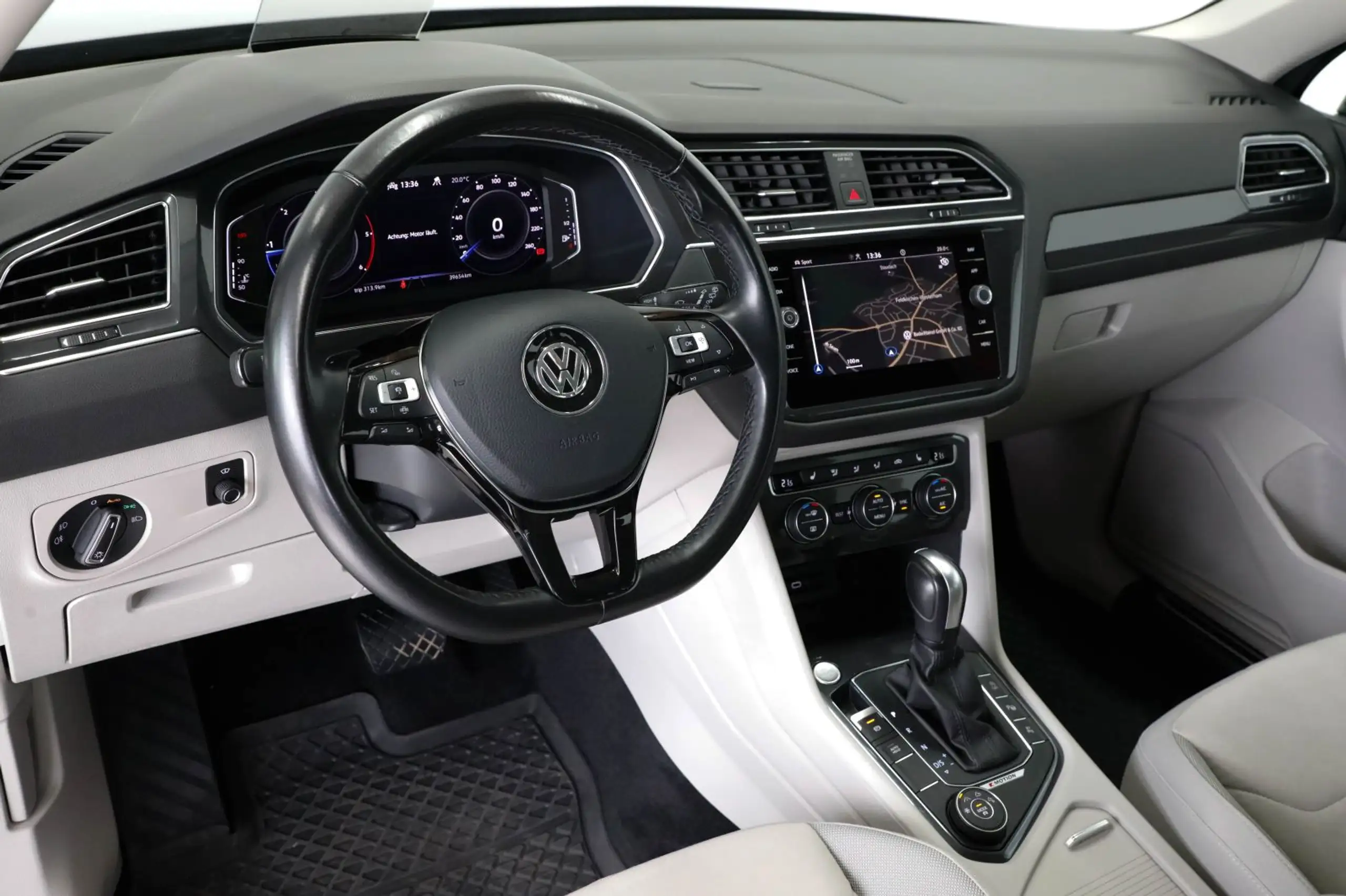 Volkswagen - Tiguan