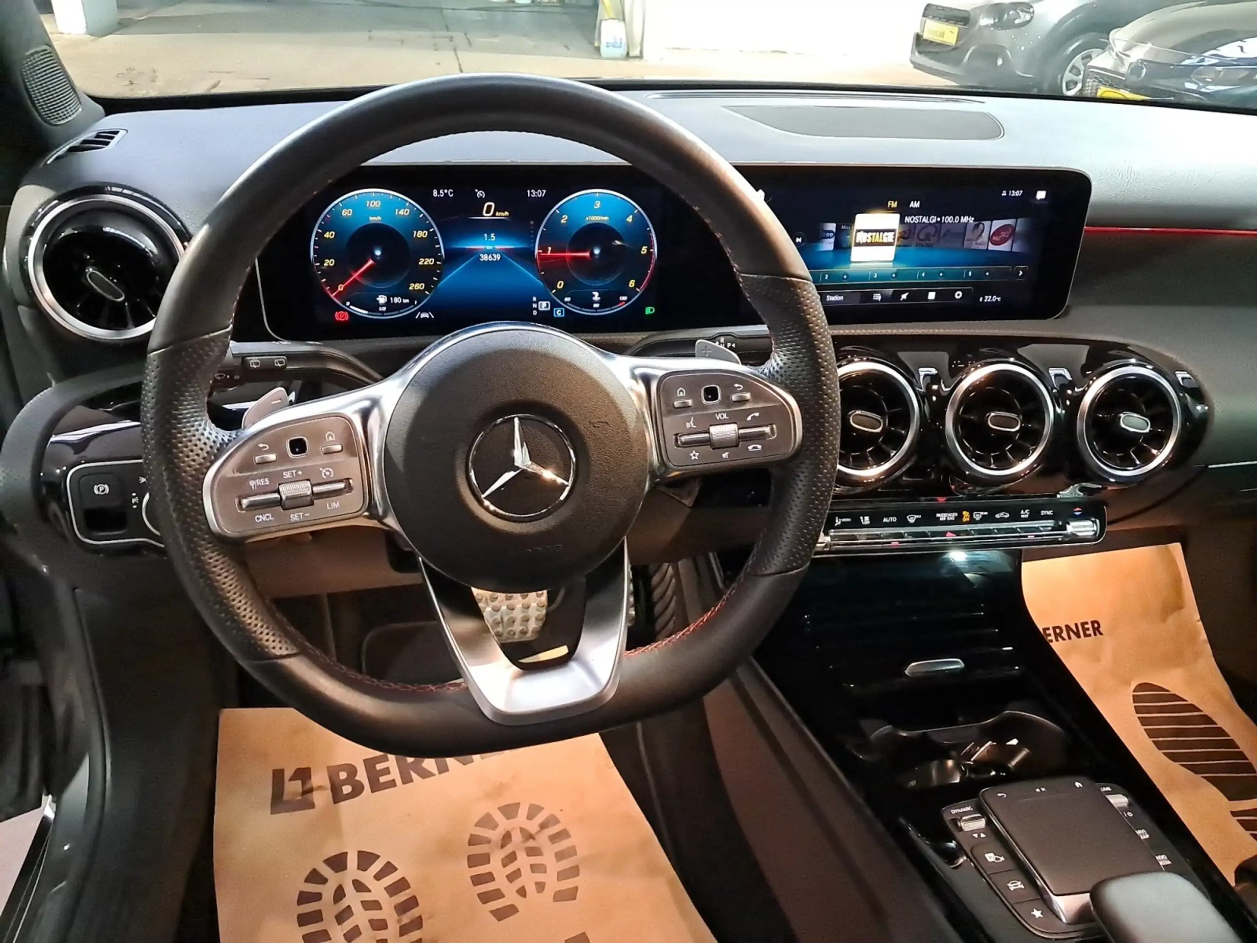 Mercedes-Benz - A 200