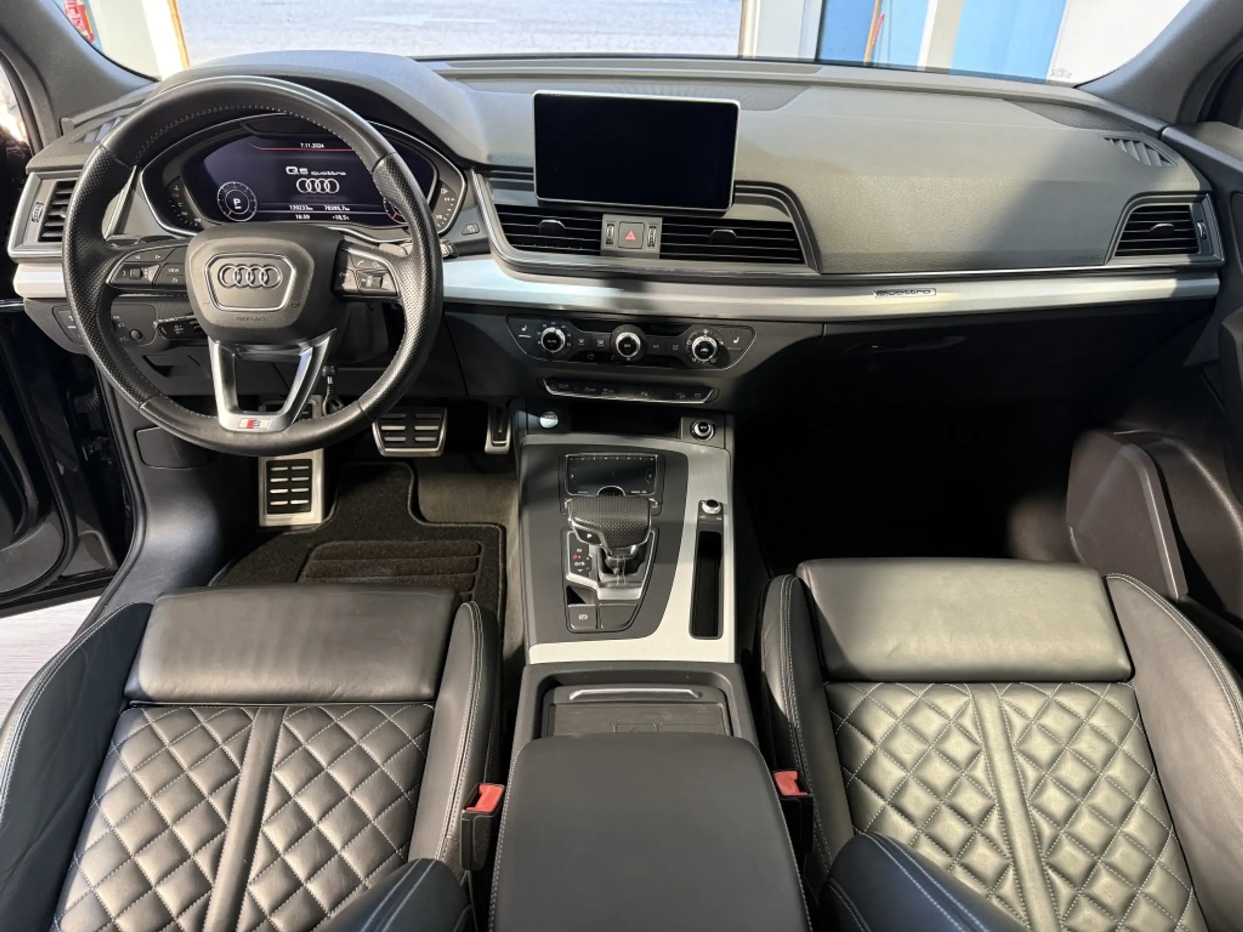 Audi - Q5