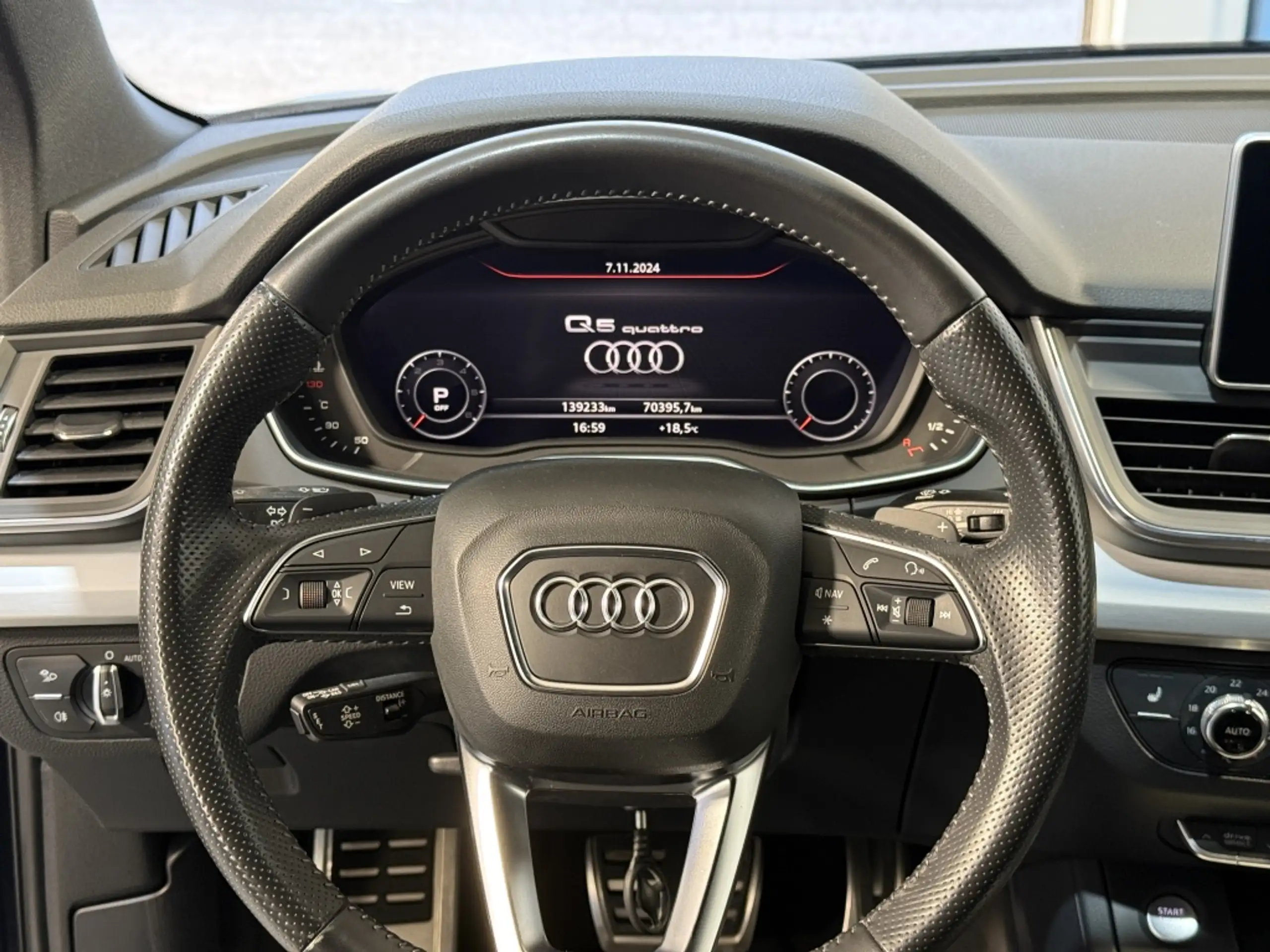 Audi - Q5