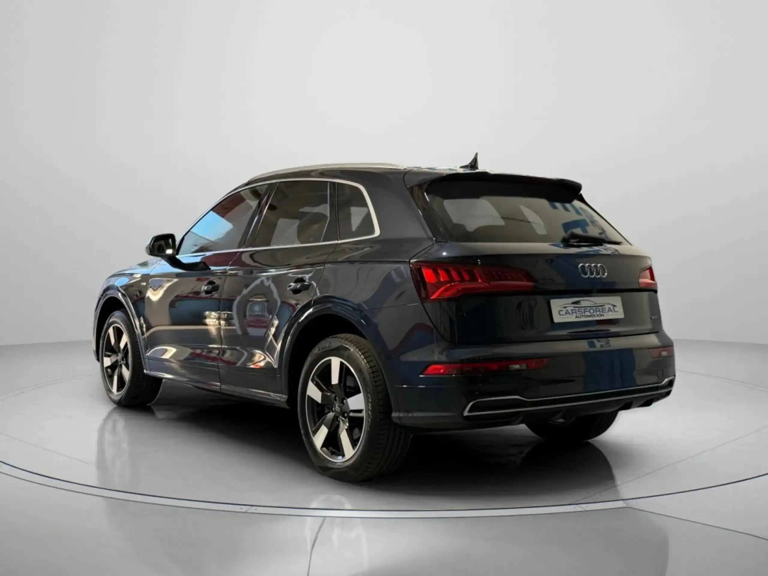 Audi - Q5