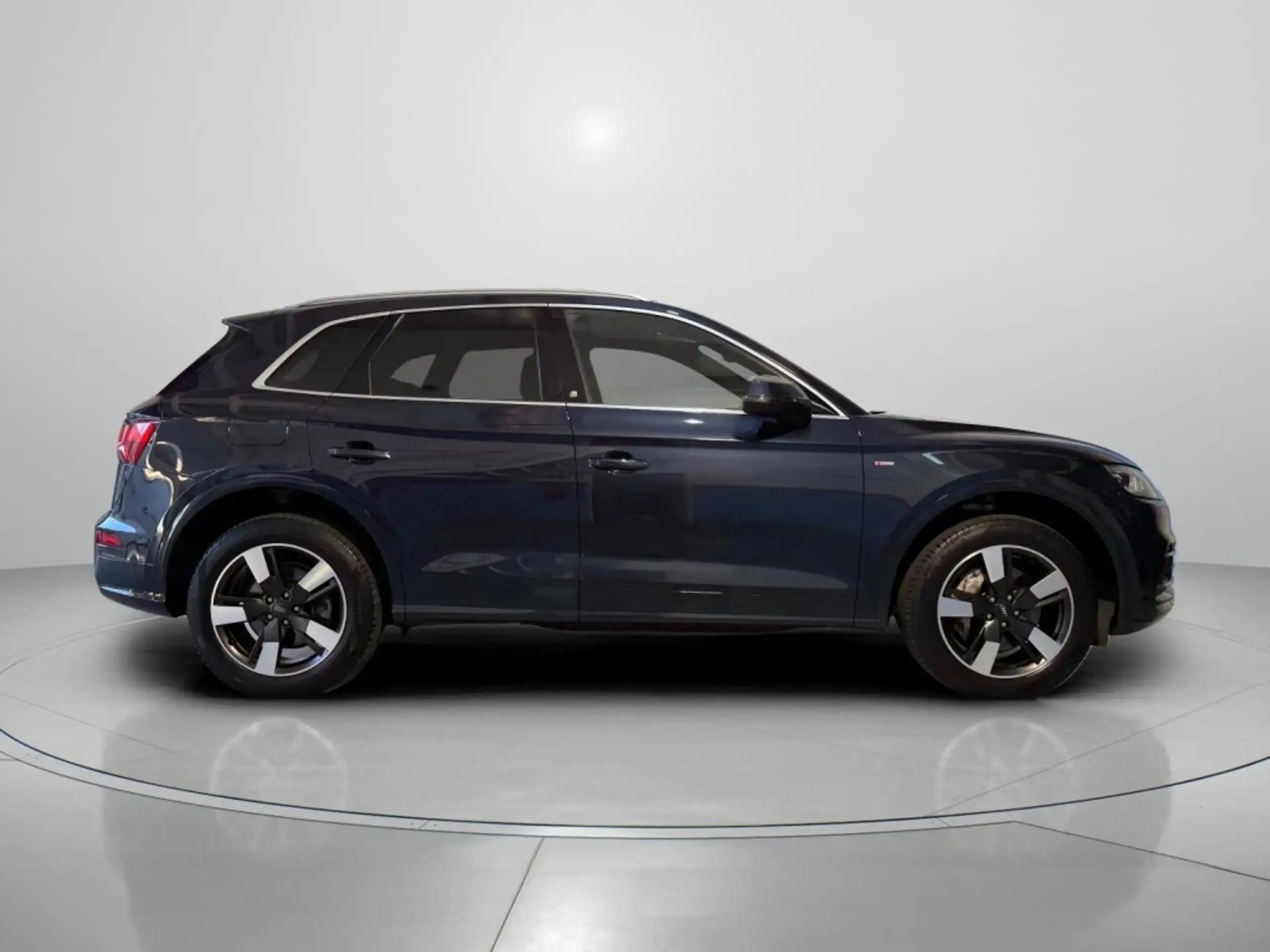 Audi - Q5