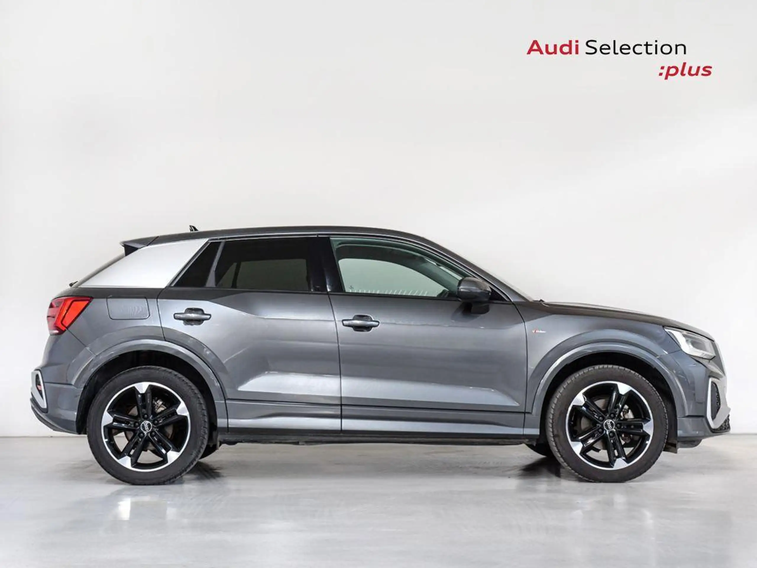 Audi - Q2