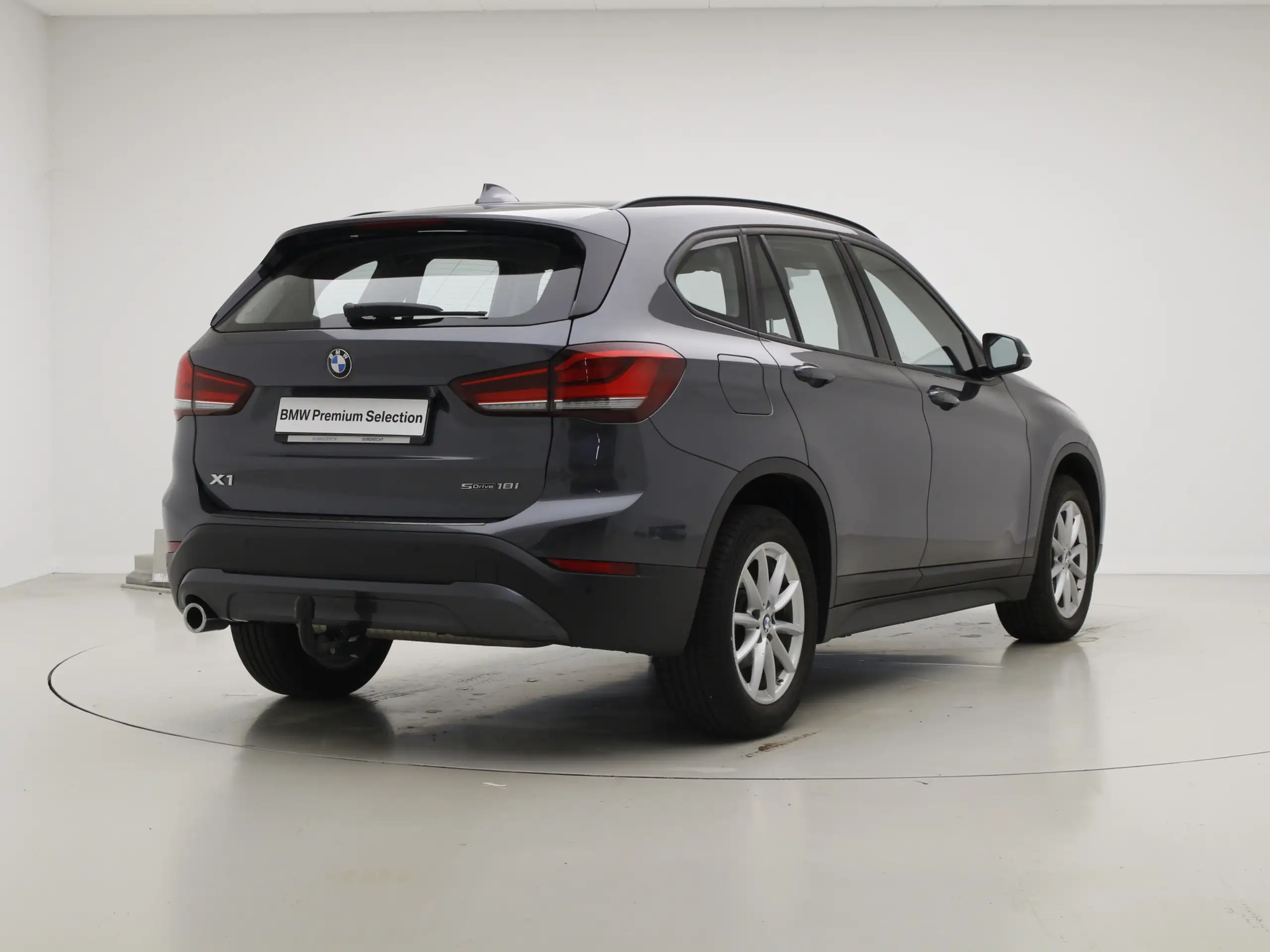 BMW - X1