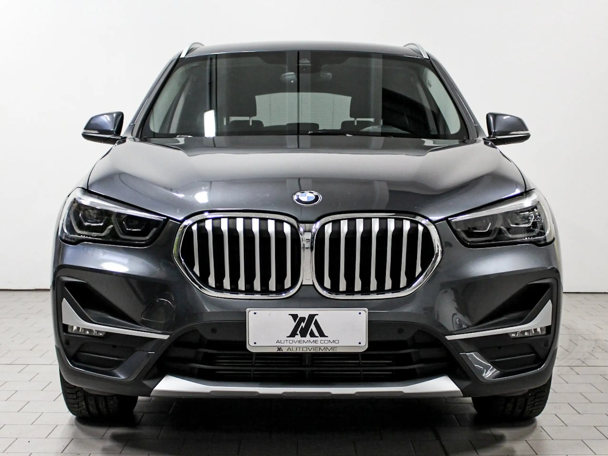 BMW - X1