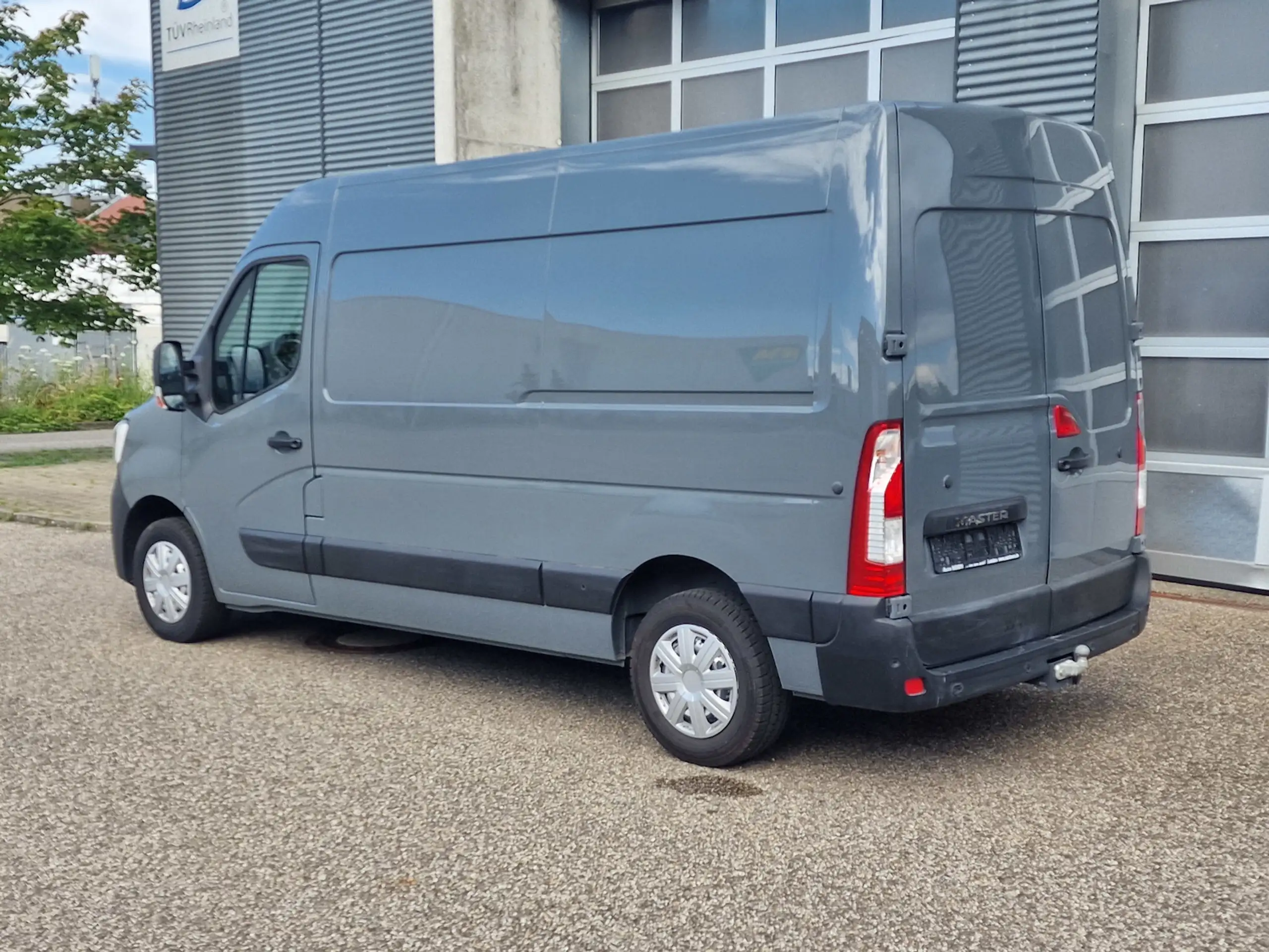 Renault - Master