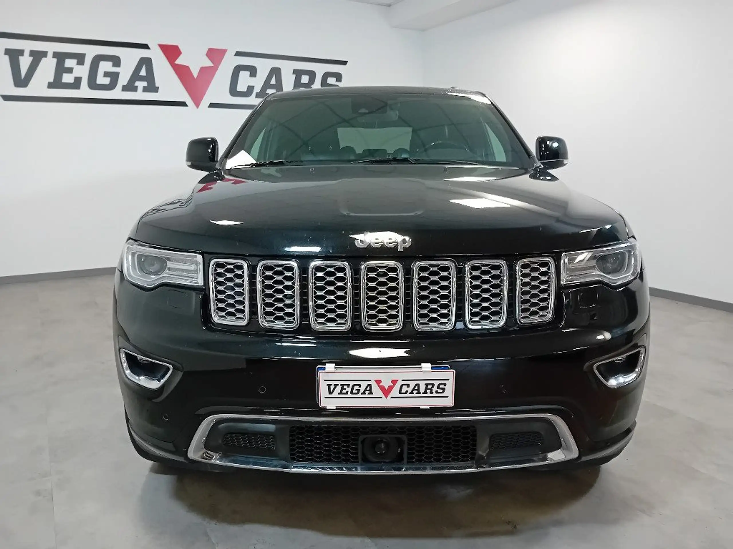 Jeep - Grand Cherokee