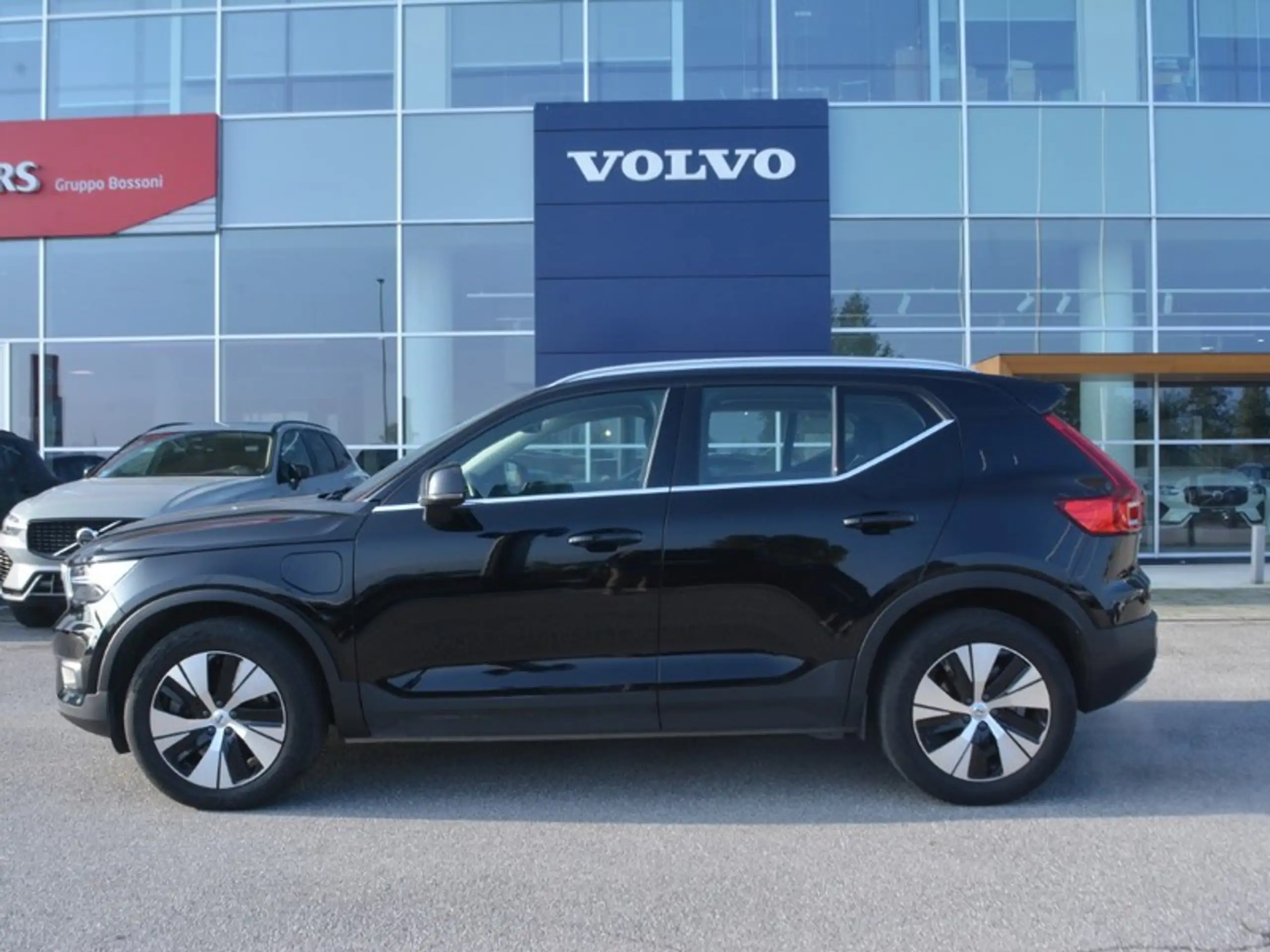 Volvo - XC40