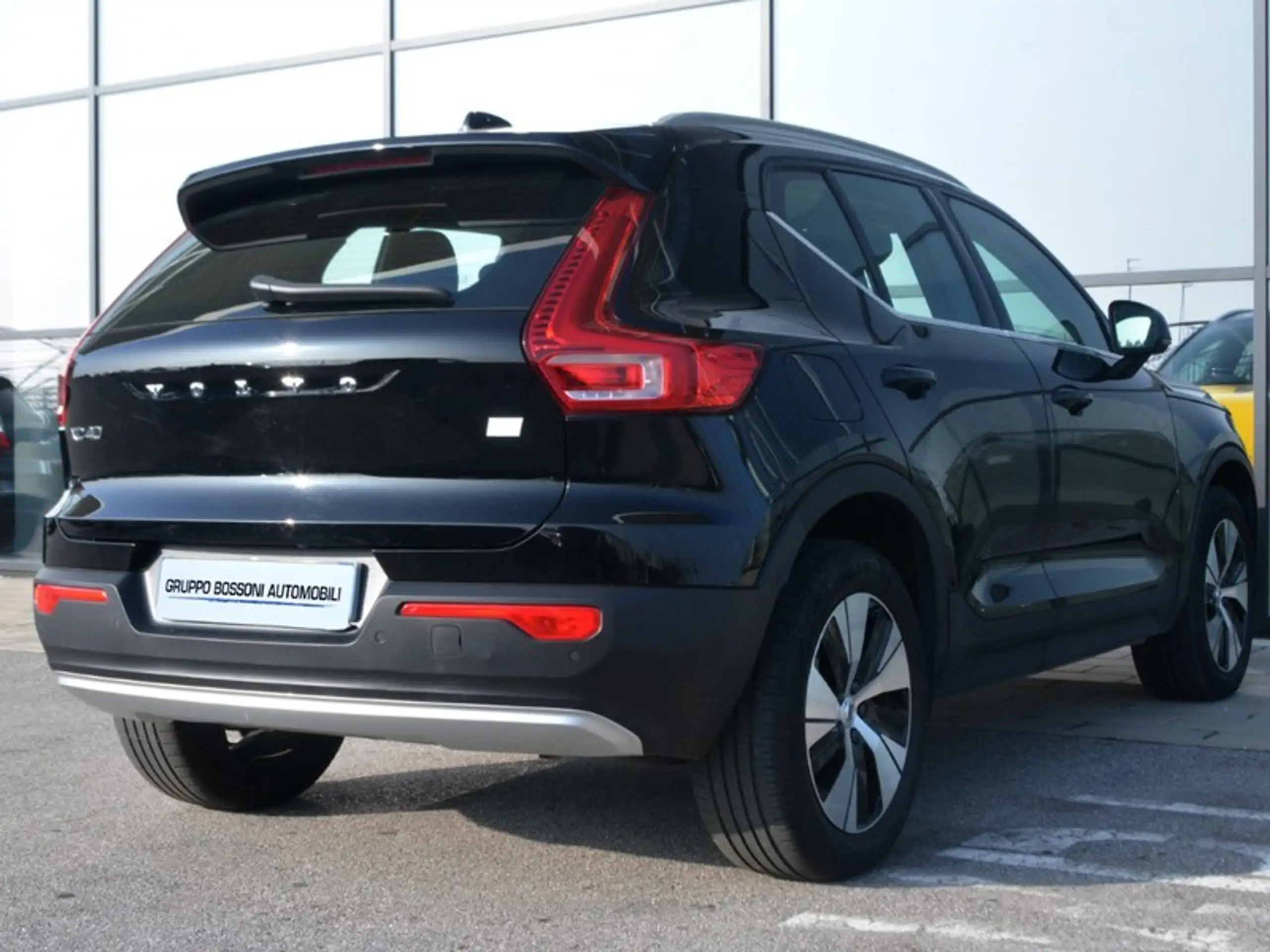 Volvo - XC40