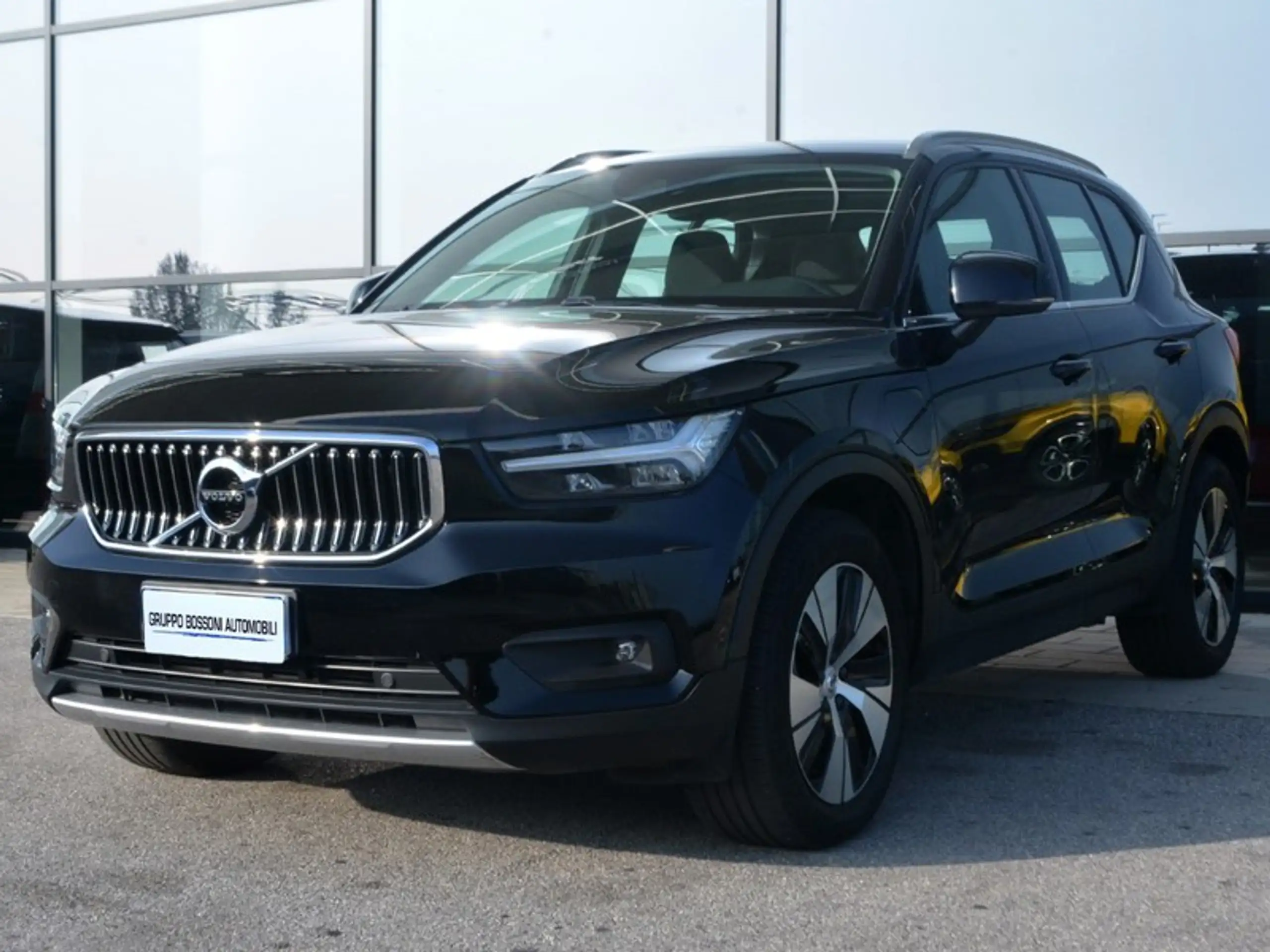 Volvo - XC40