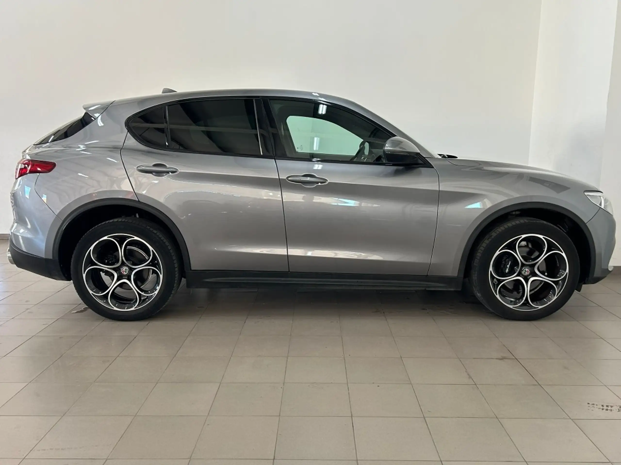 Alfa Romeo - Stelvio