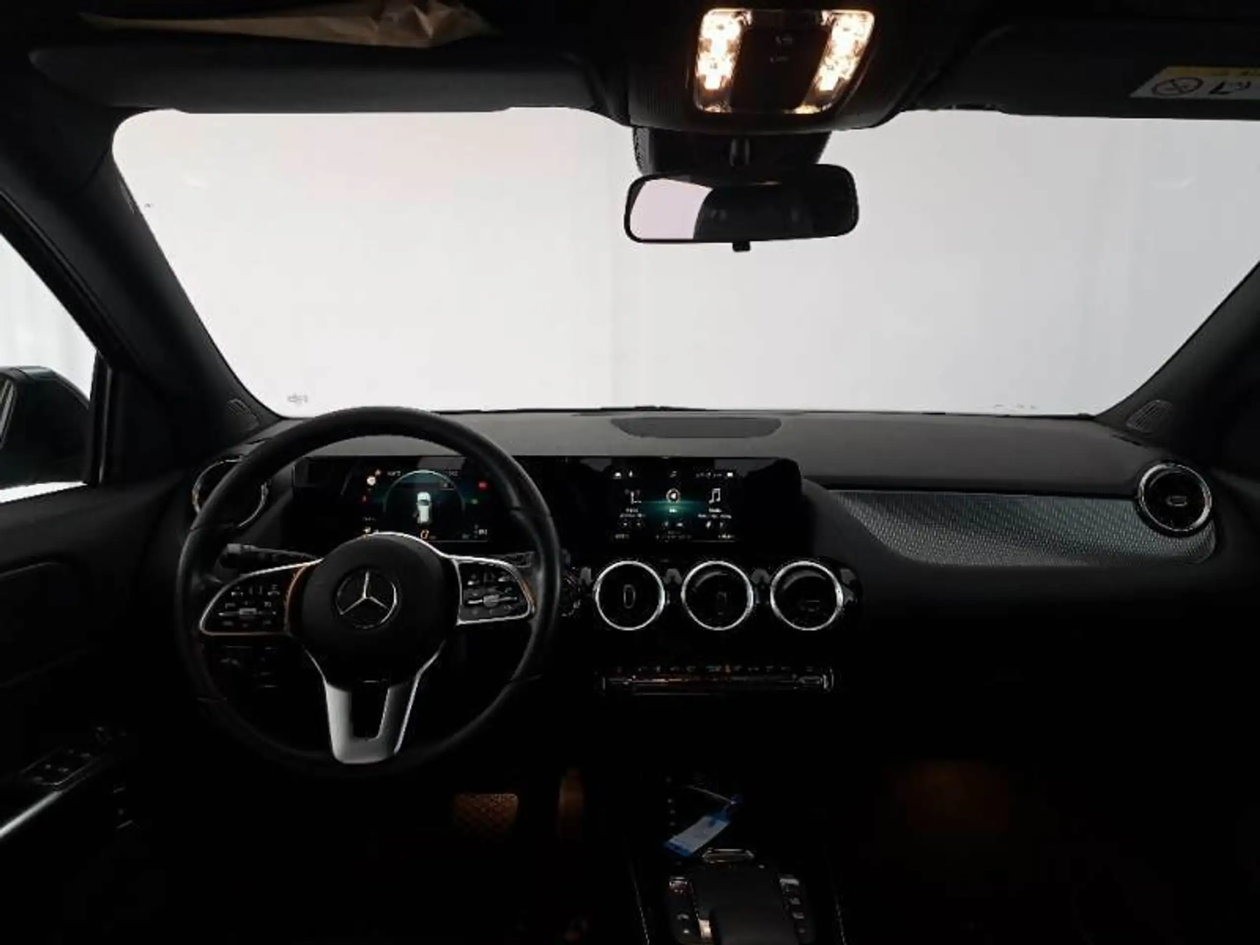 Mercedes-Benz - GLA 200