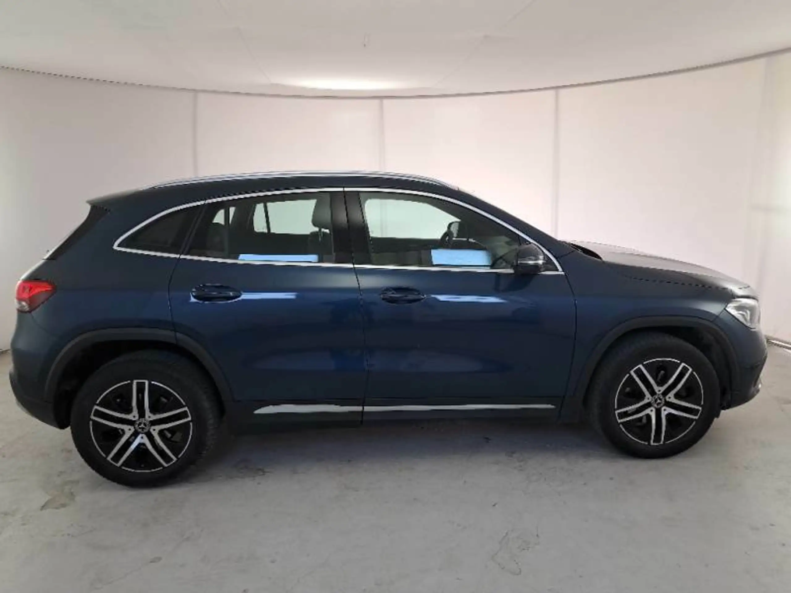 Mercedes-Benz - GLA 200