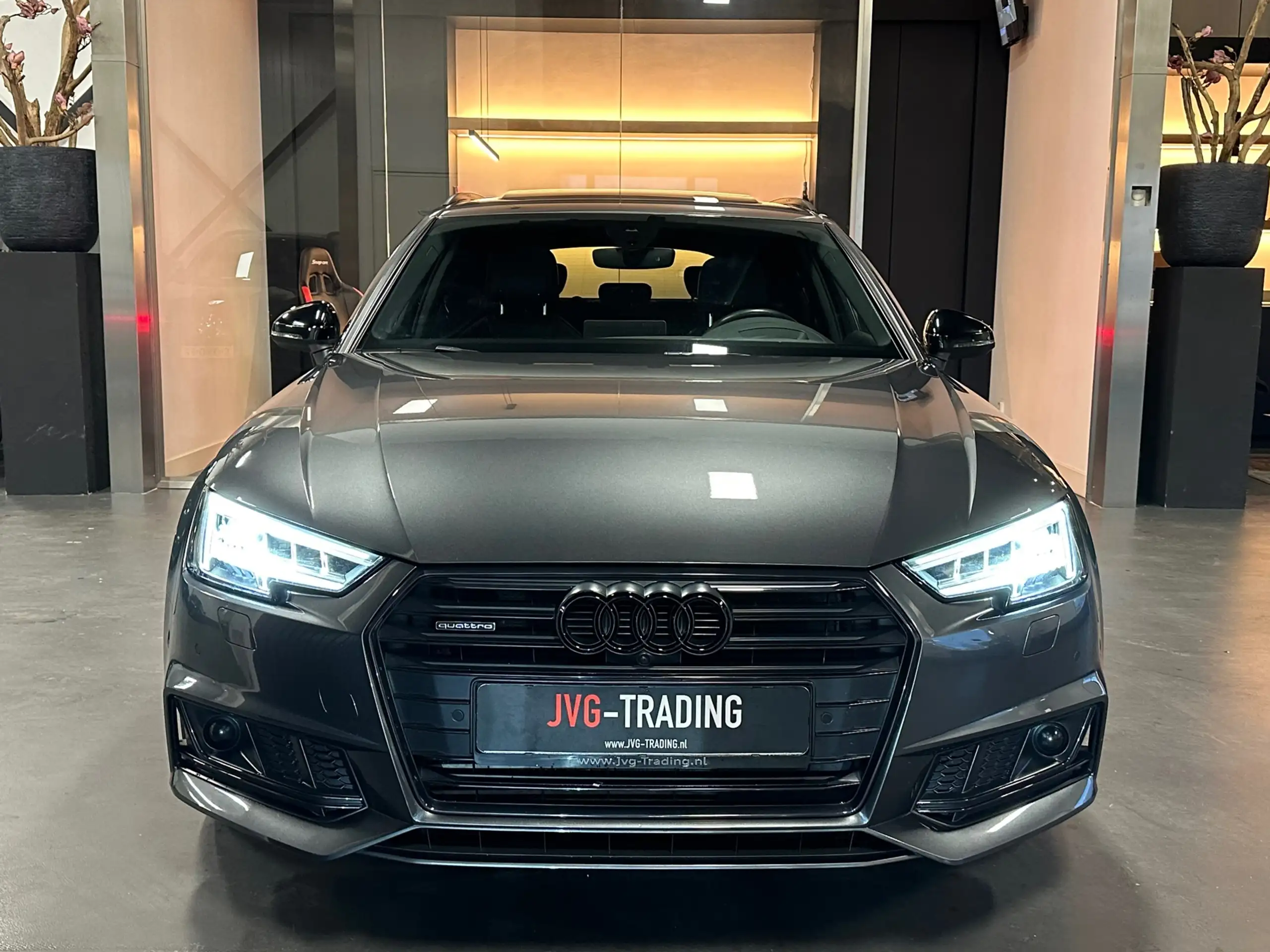 Audi - A4