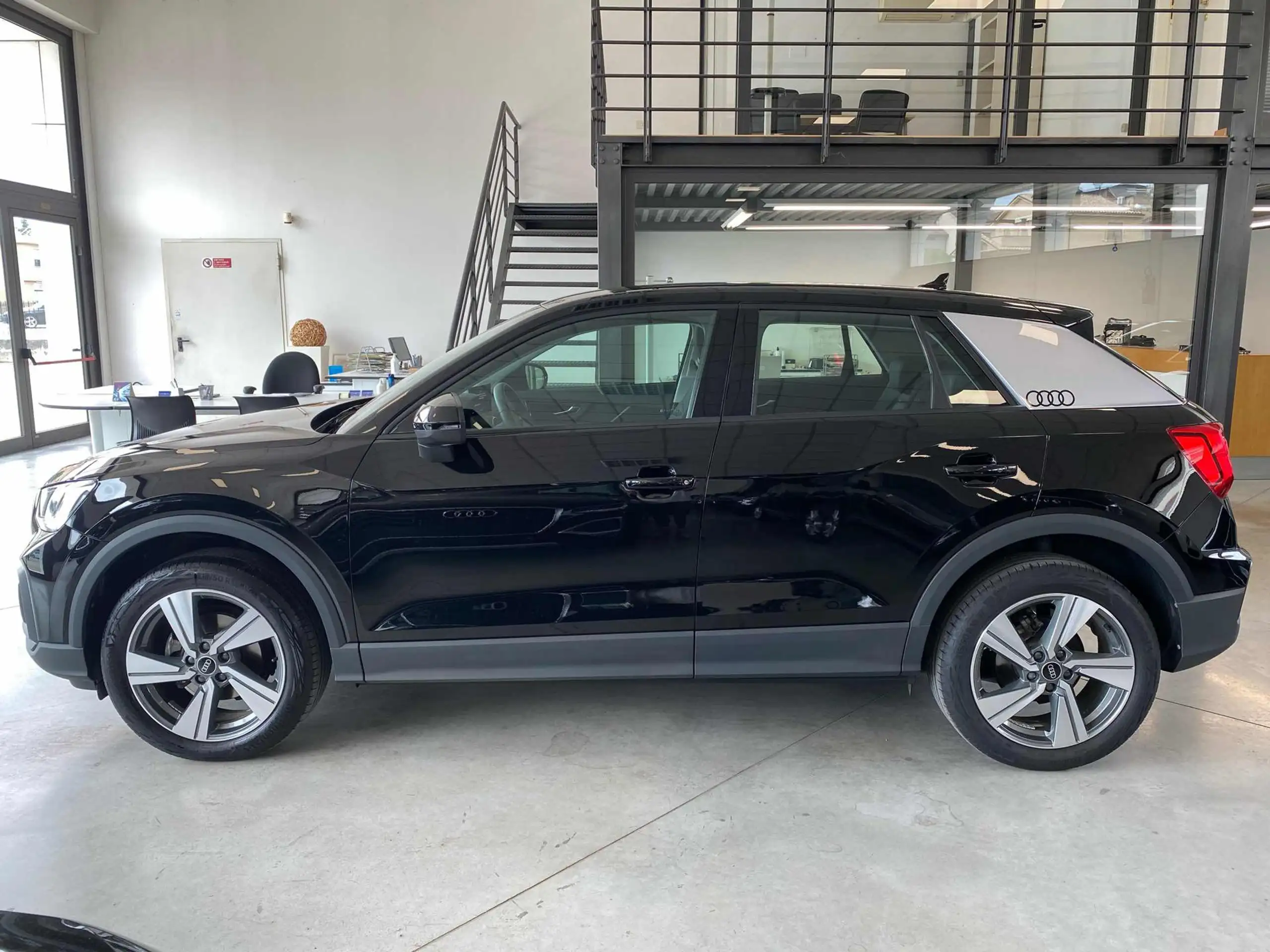 Audi - Q2