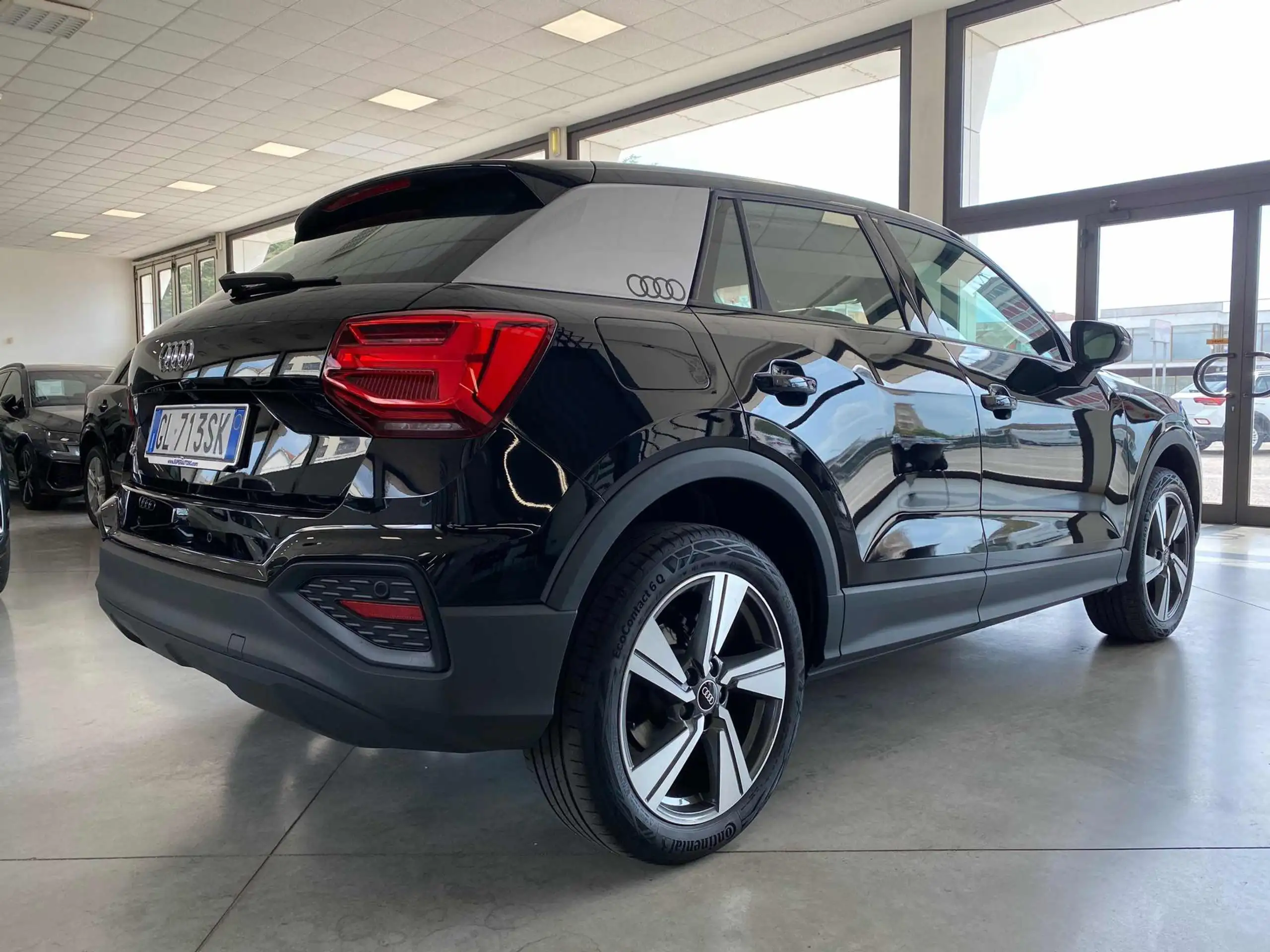 Audi - Q2