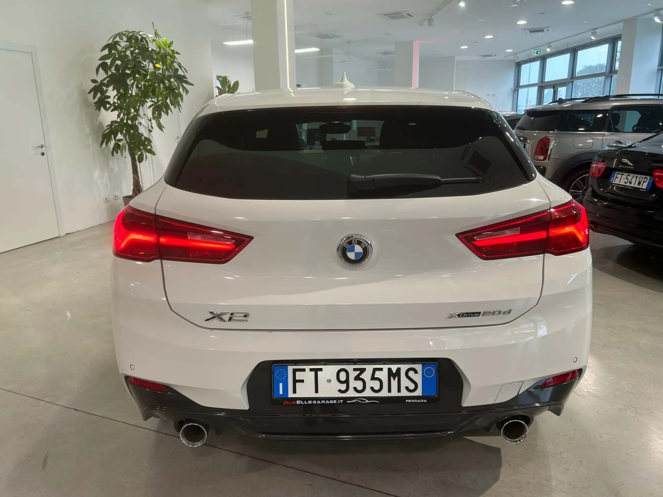 BMW - X2