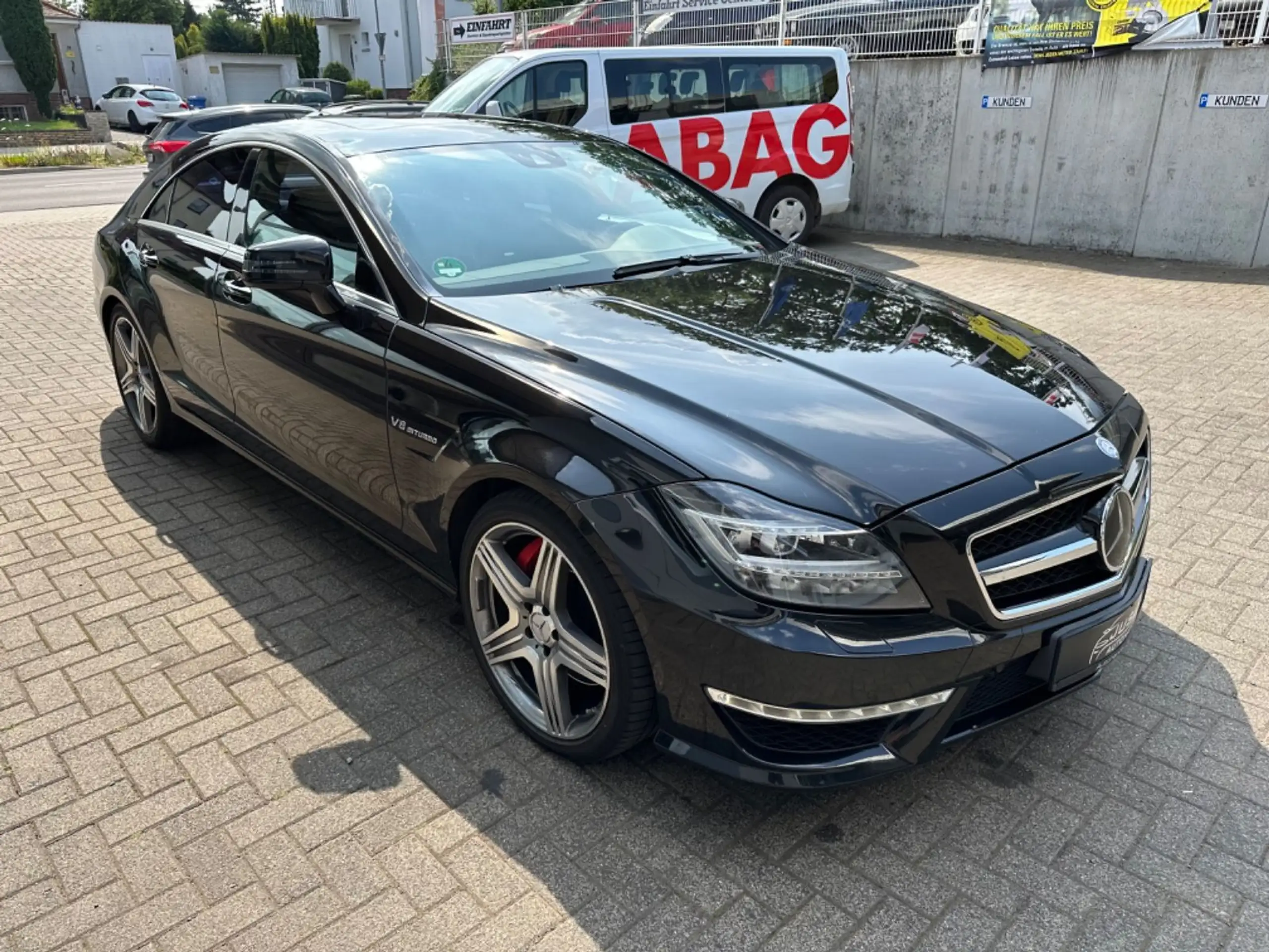 Mercedes-Benz - CLS 63 AMG