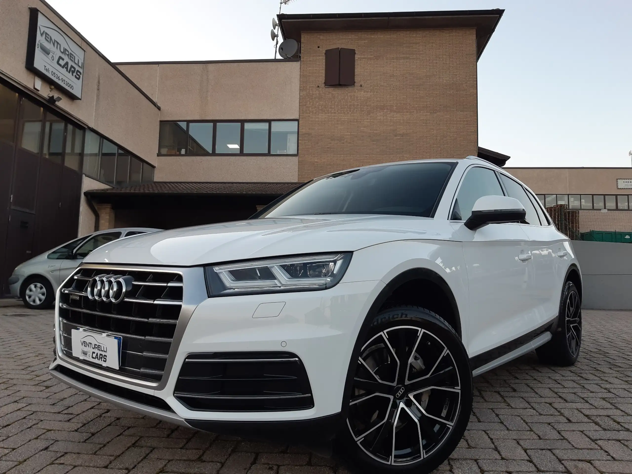 Audi - Q5