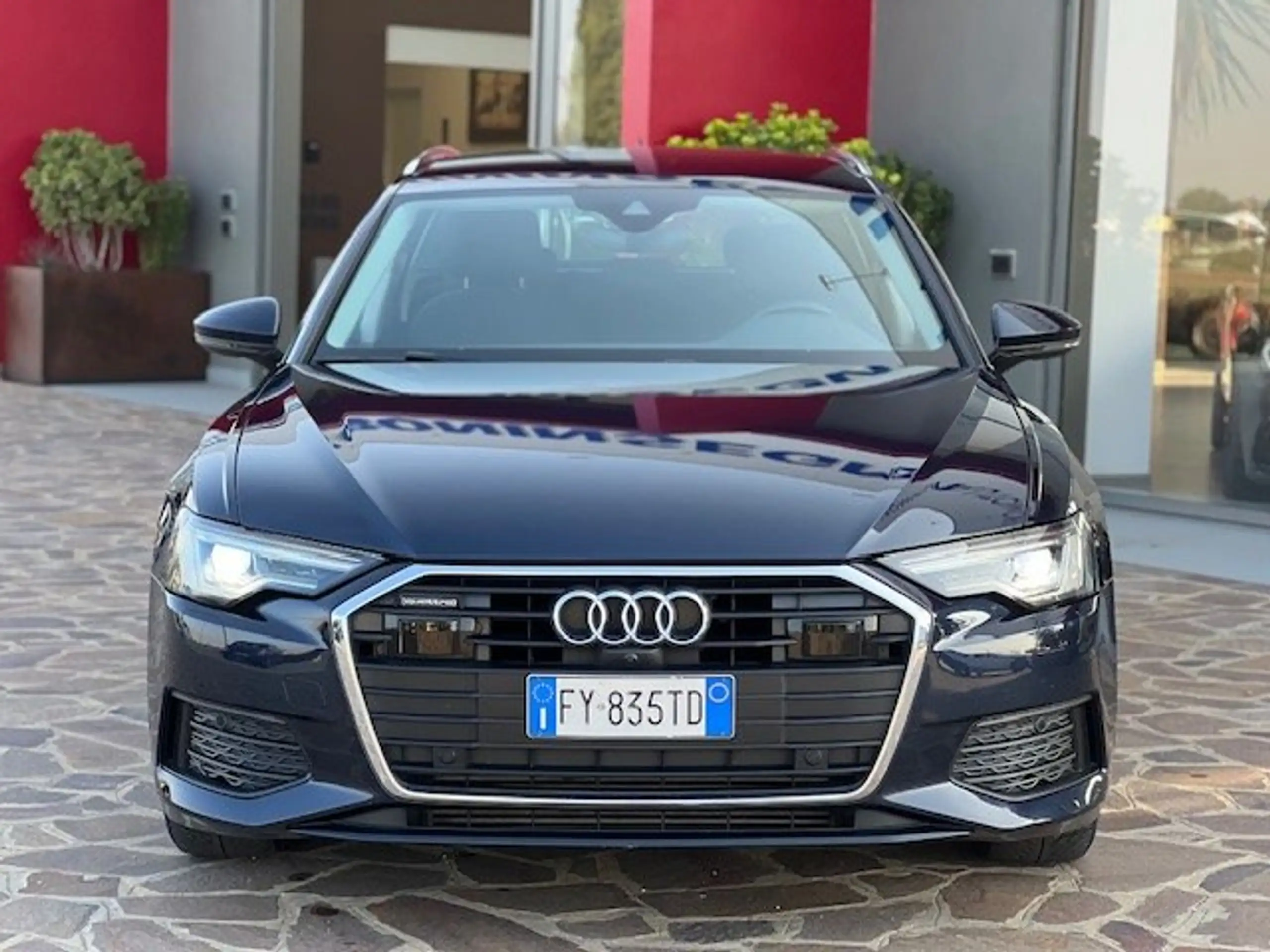 Audi - A6